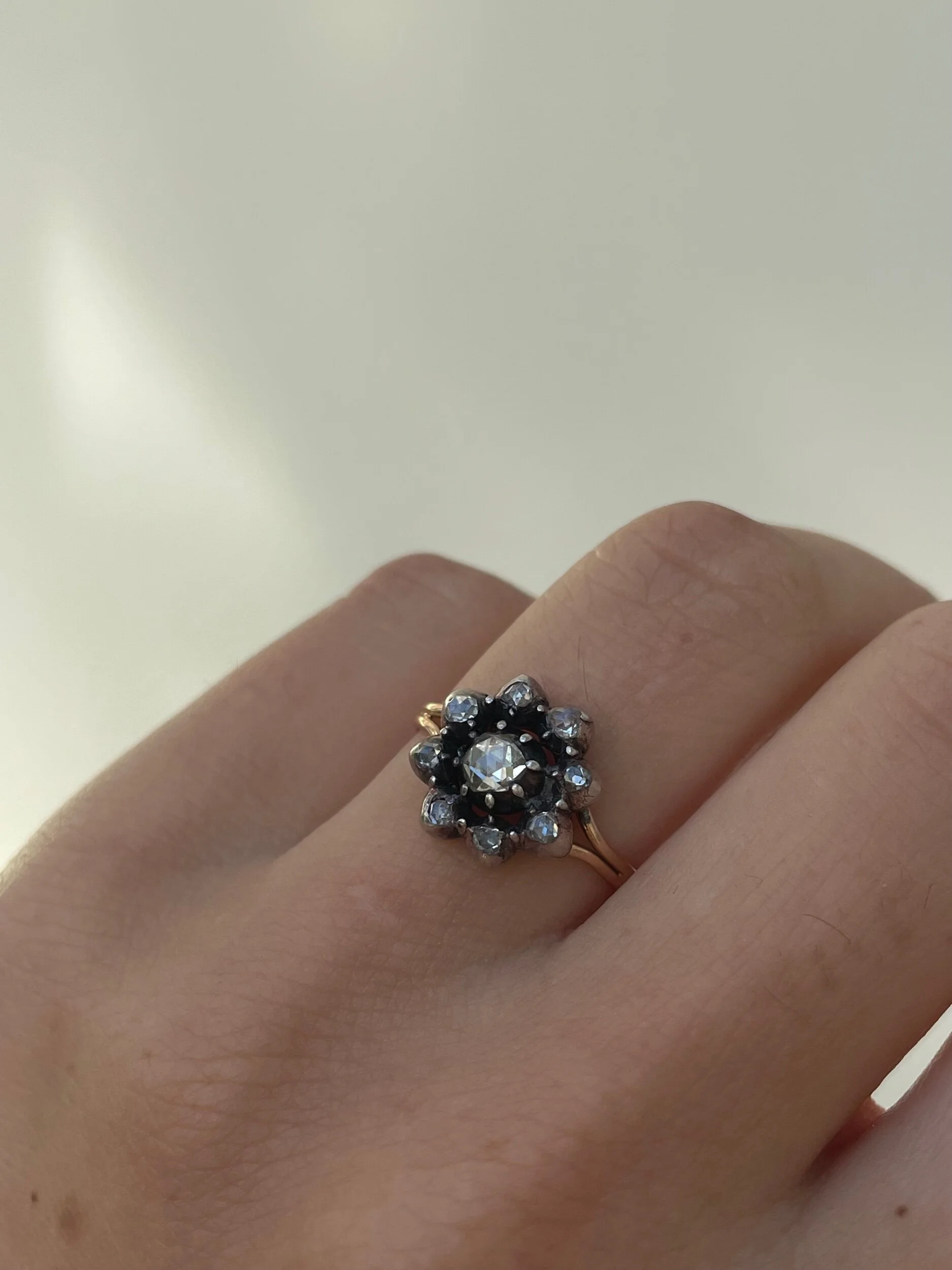 769EBA17-416E-41DB-97A3-98B087FE5EC7