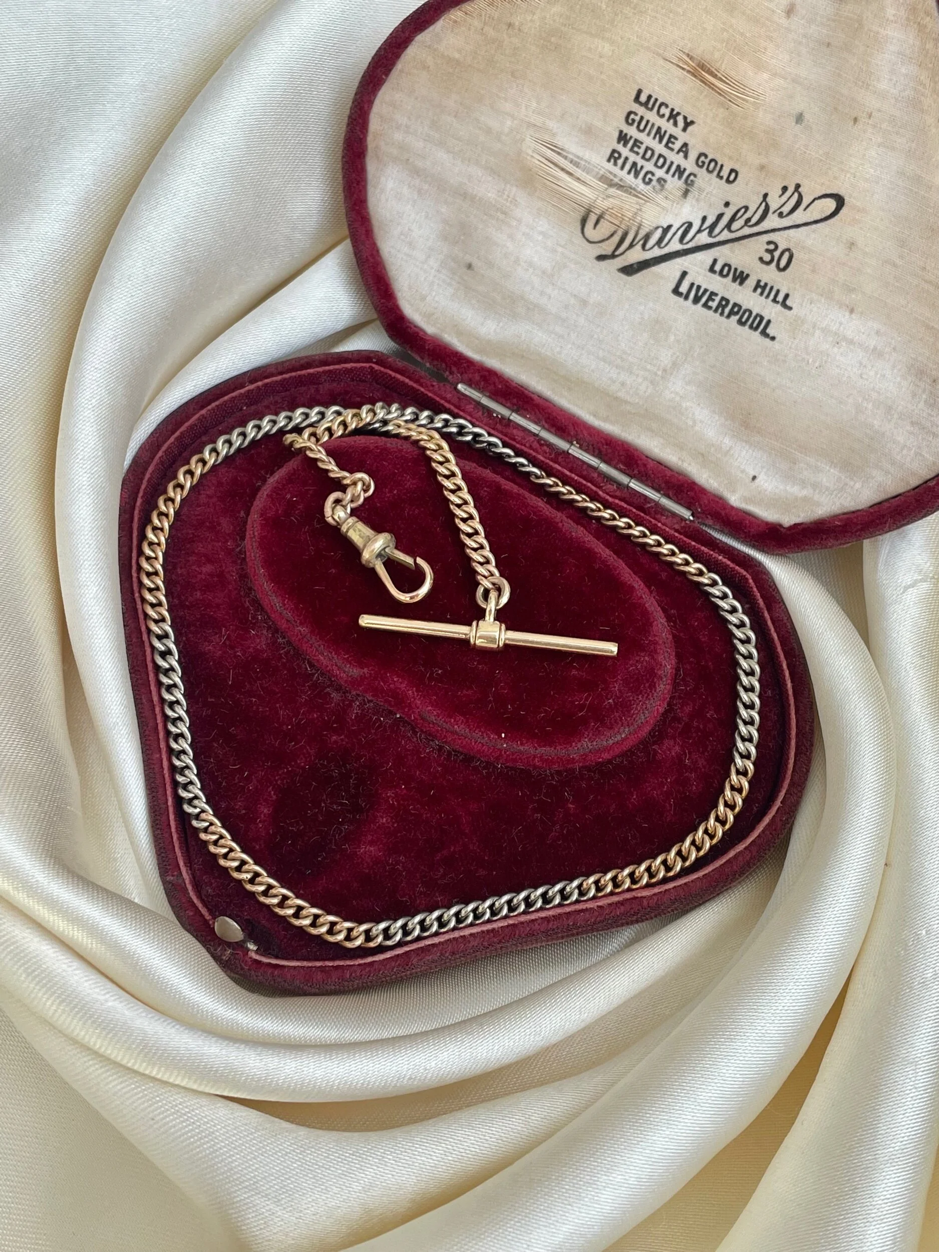 5E28249D-8F92-40B9-8412-9F79E183AB48