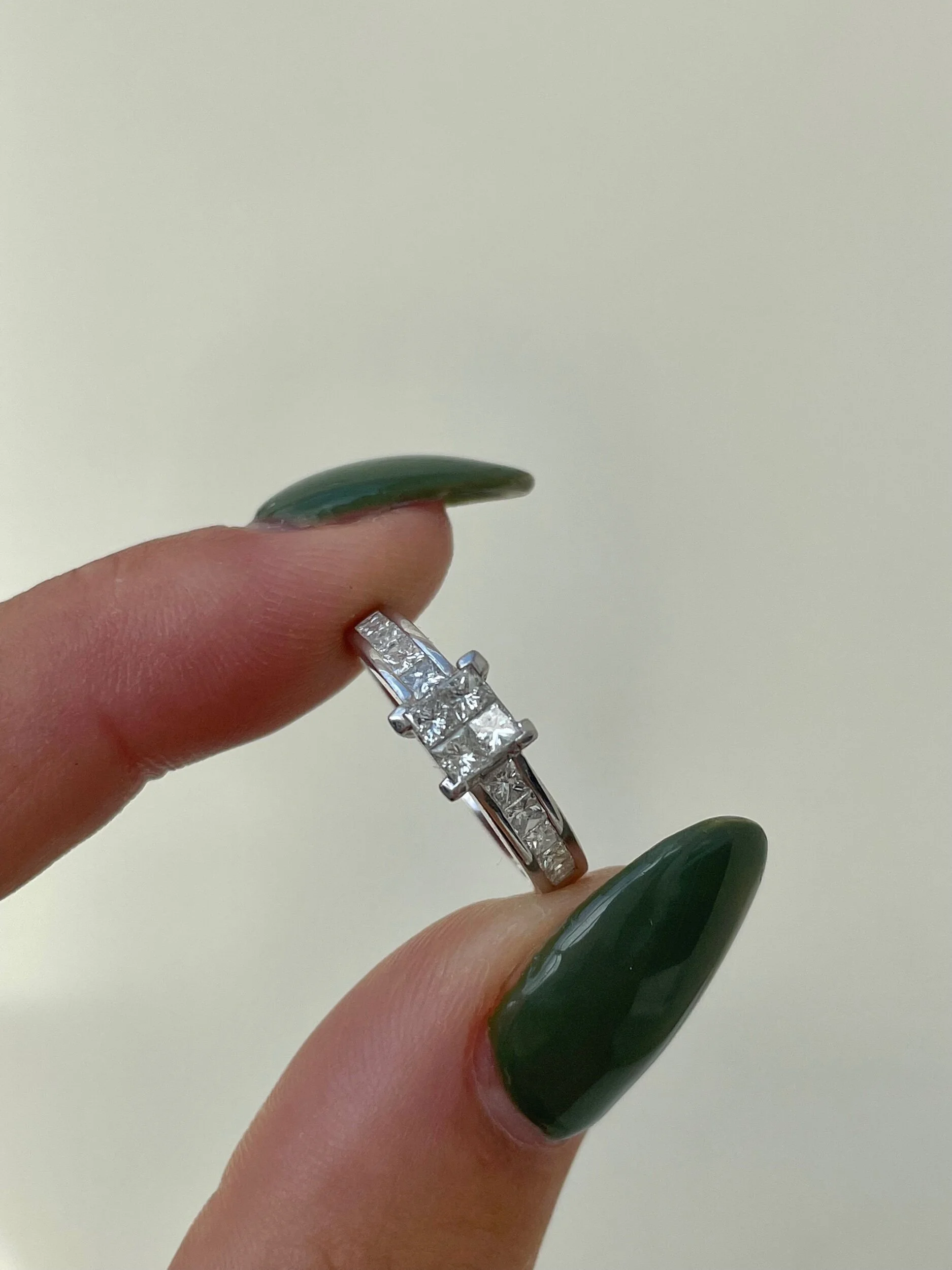 809F961D-2533-4B9E-B477-BC0A7B754539