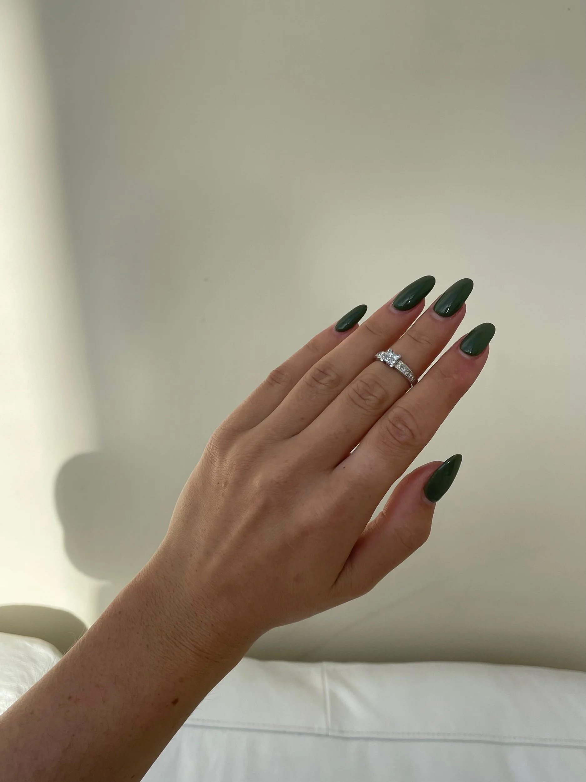 641F3555-1677-4CD9-9D69-5480686C320B