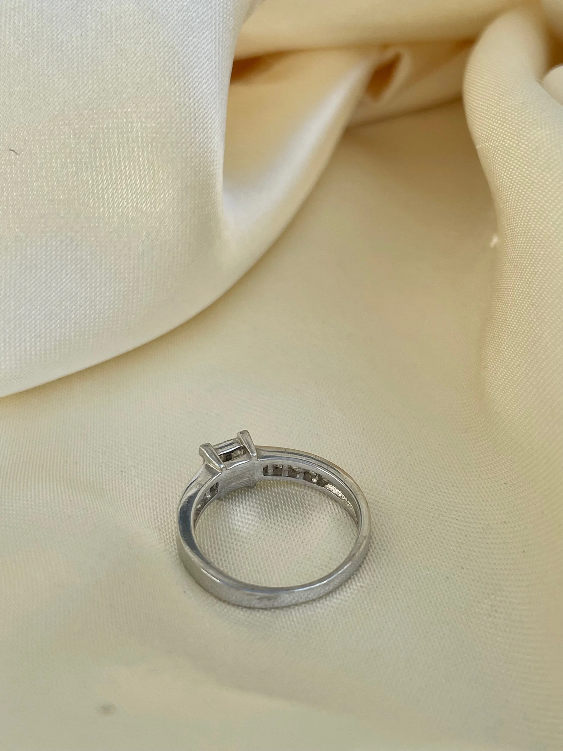 72290192-A885-4F17-B6A2-5F6DA07ABFCB