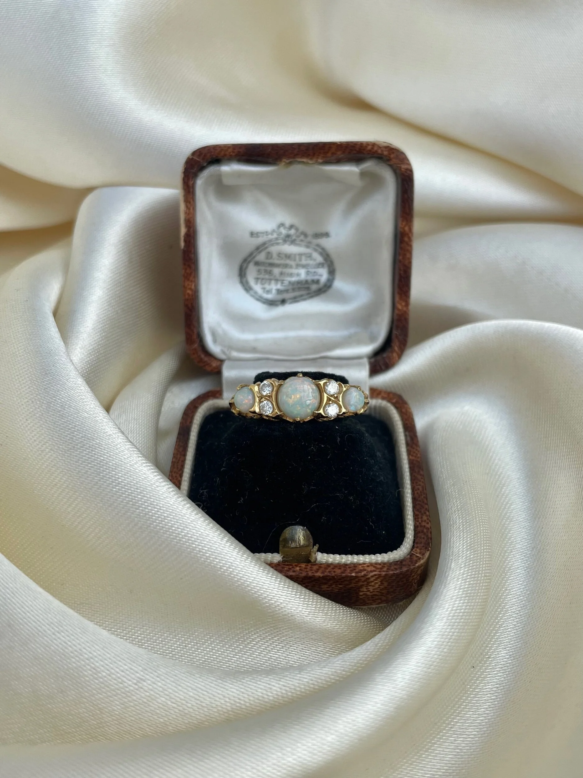 8F589C9A-2DD5-4AF0-9D62-1C1388F37A31