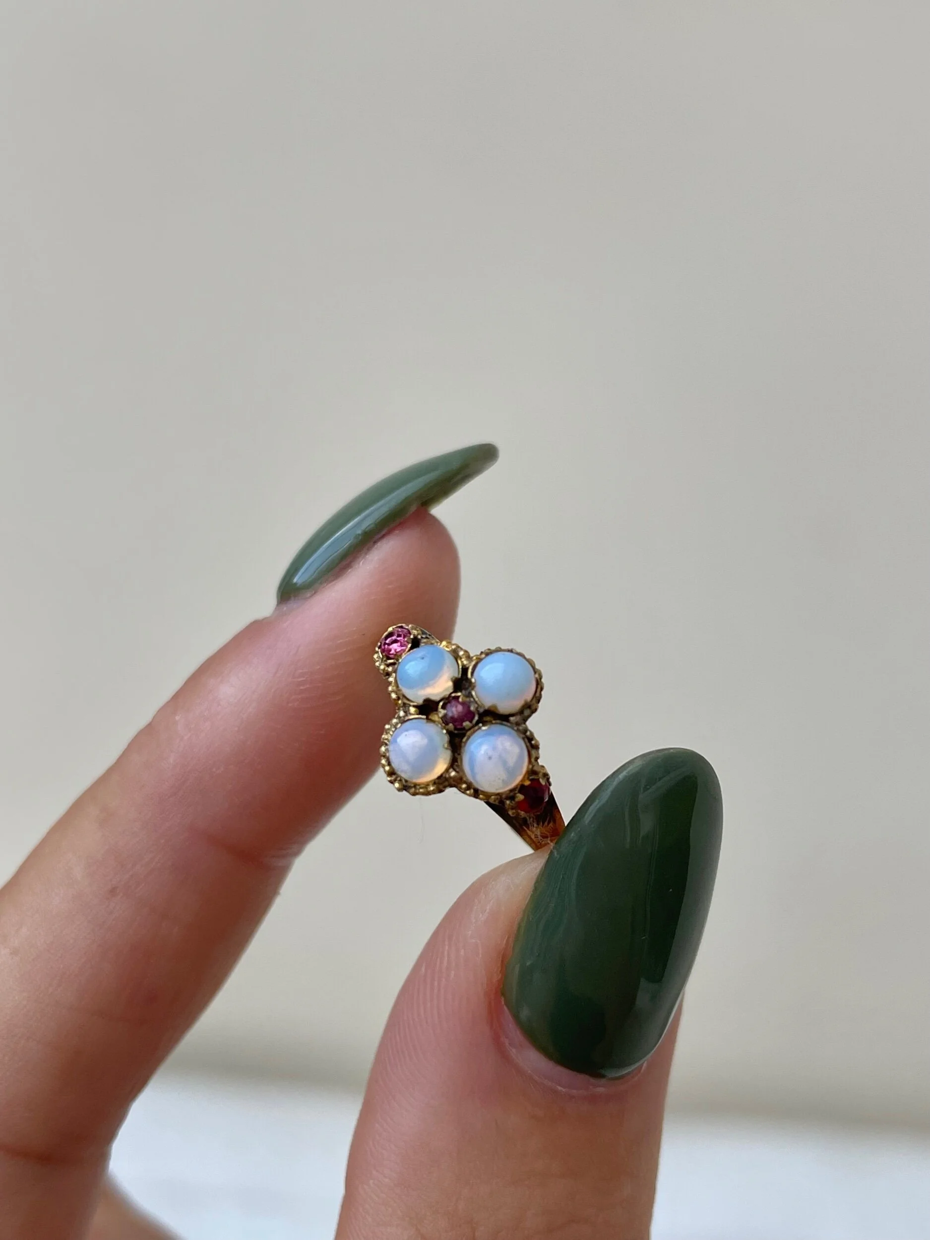 656127E8-DF29-4D71-9EEA-0EAE9EB49169