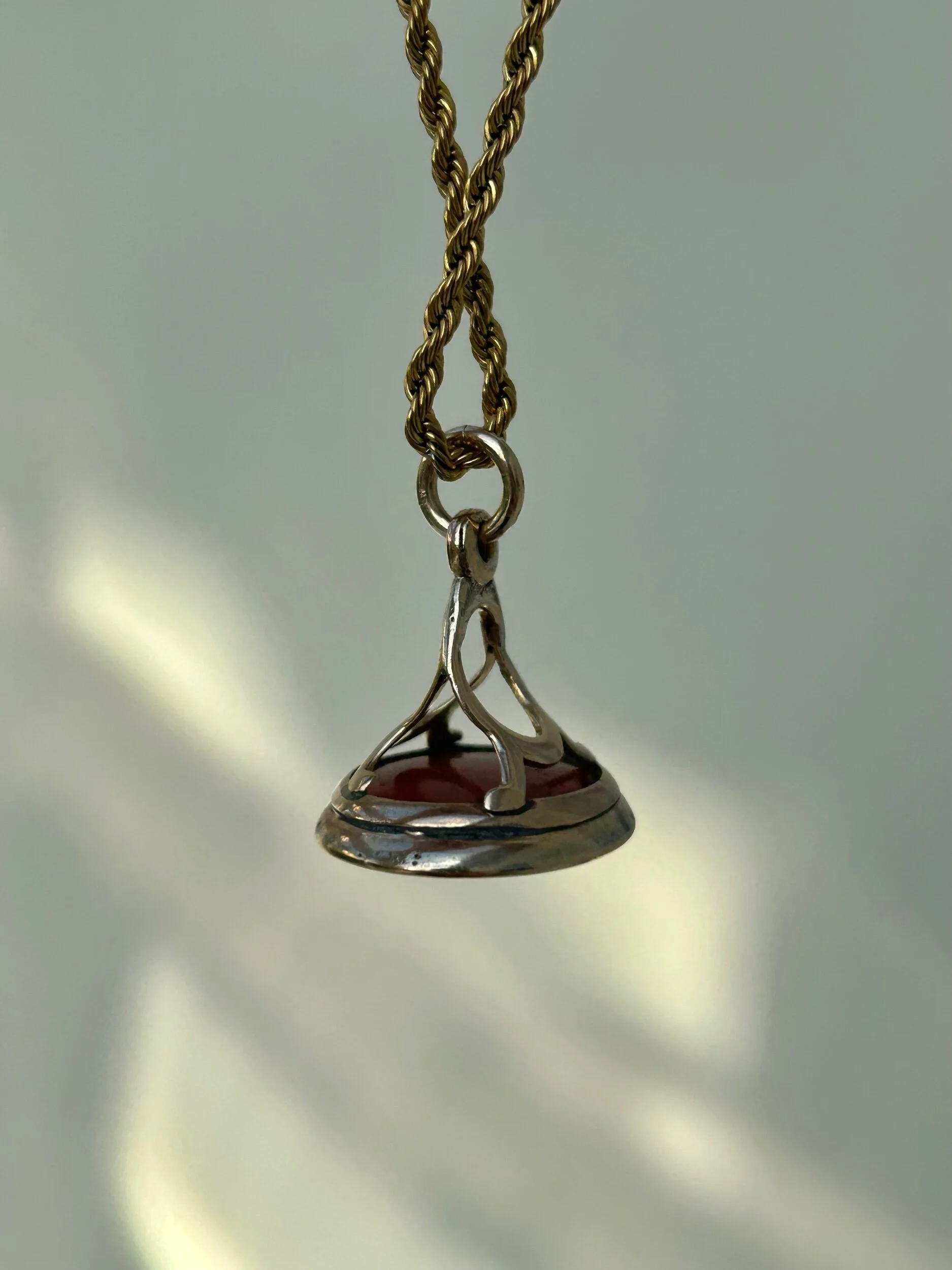 7929441F-5F6B-4220-BA2F-56CB134B6FFC