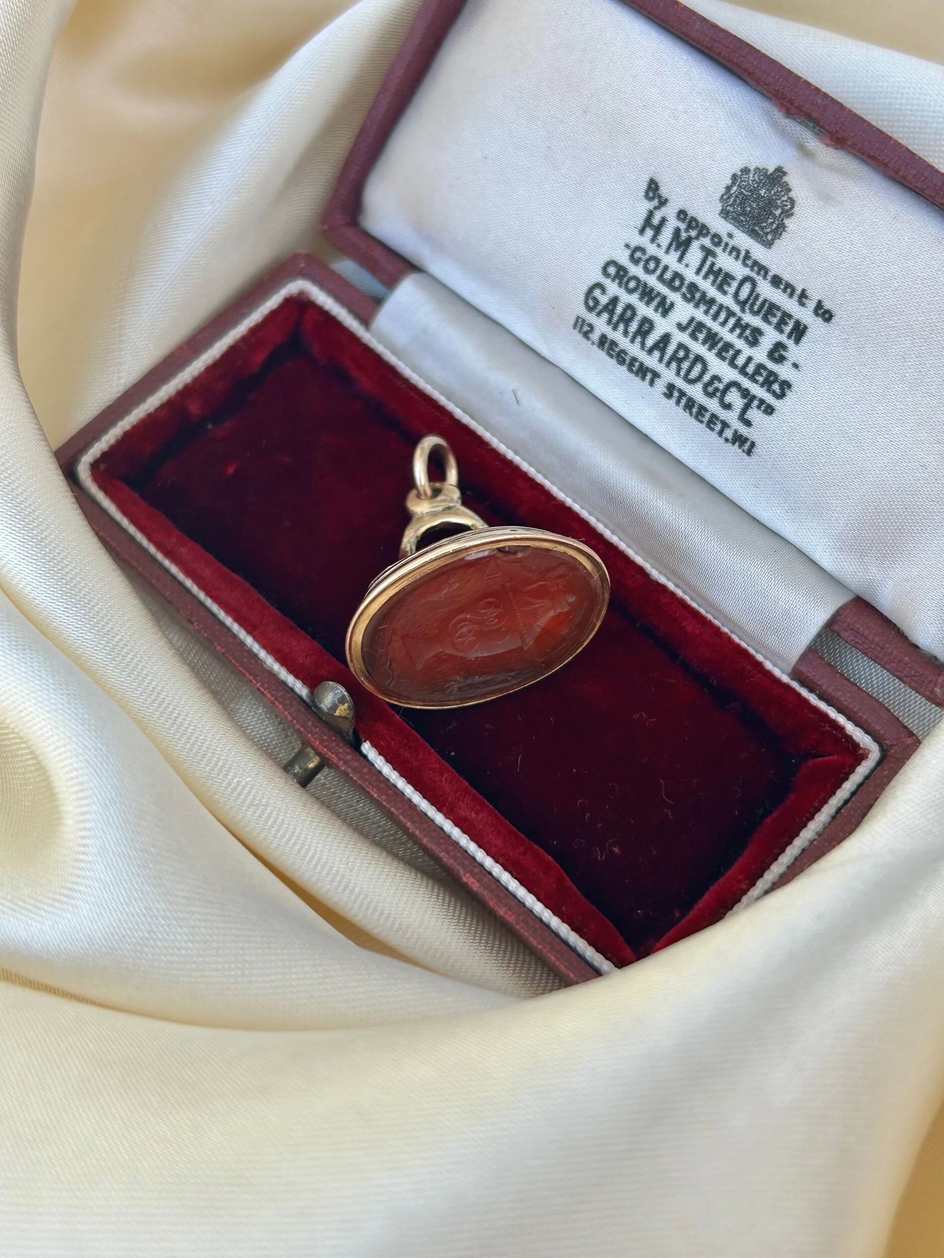 AAD9C4EE-3F49-49E1-A528-C7FA5AE5F1C5