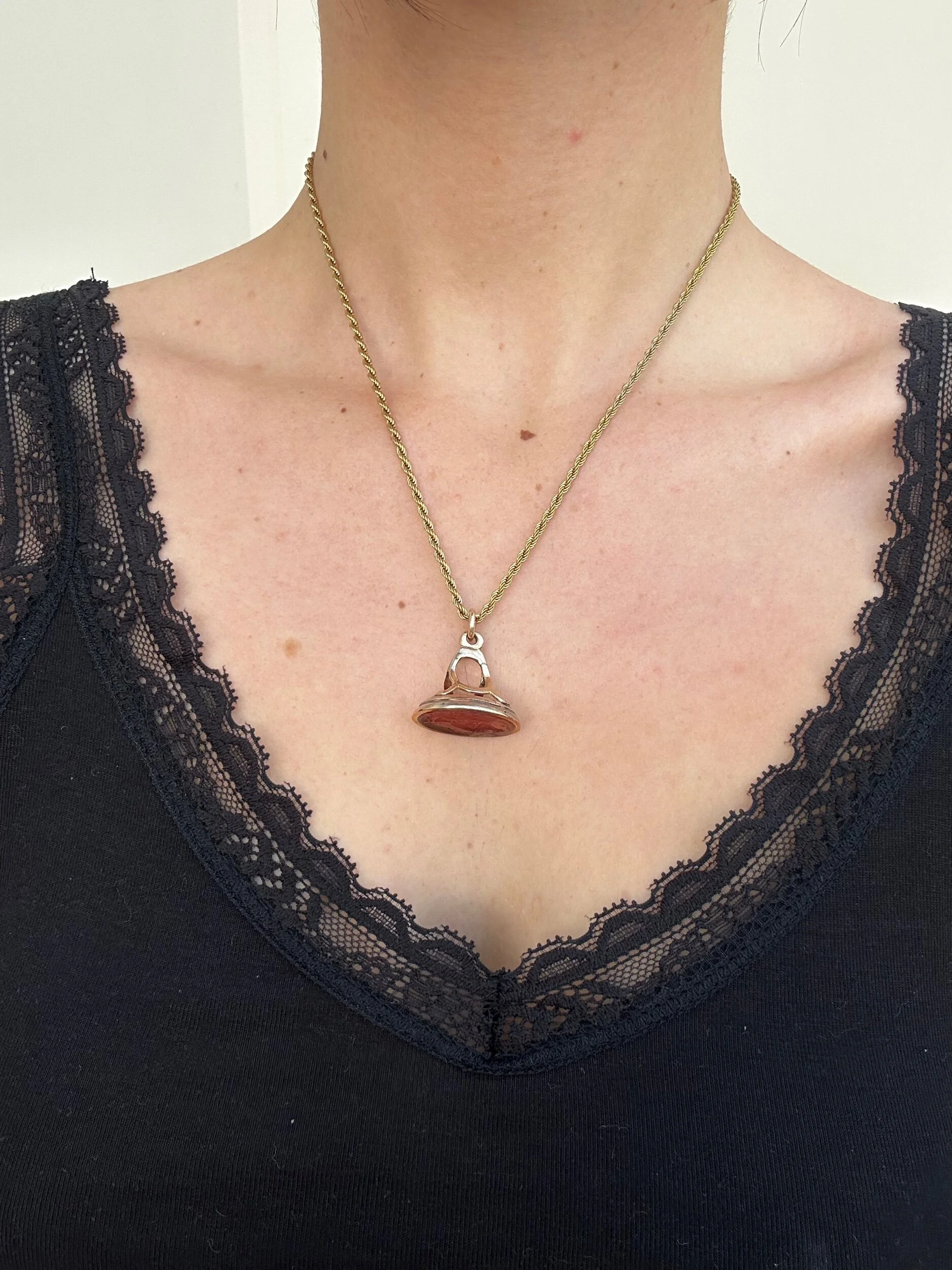 B89F978B-7389-4A5E-9395-9048D99B3C65