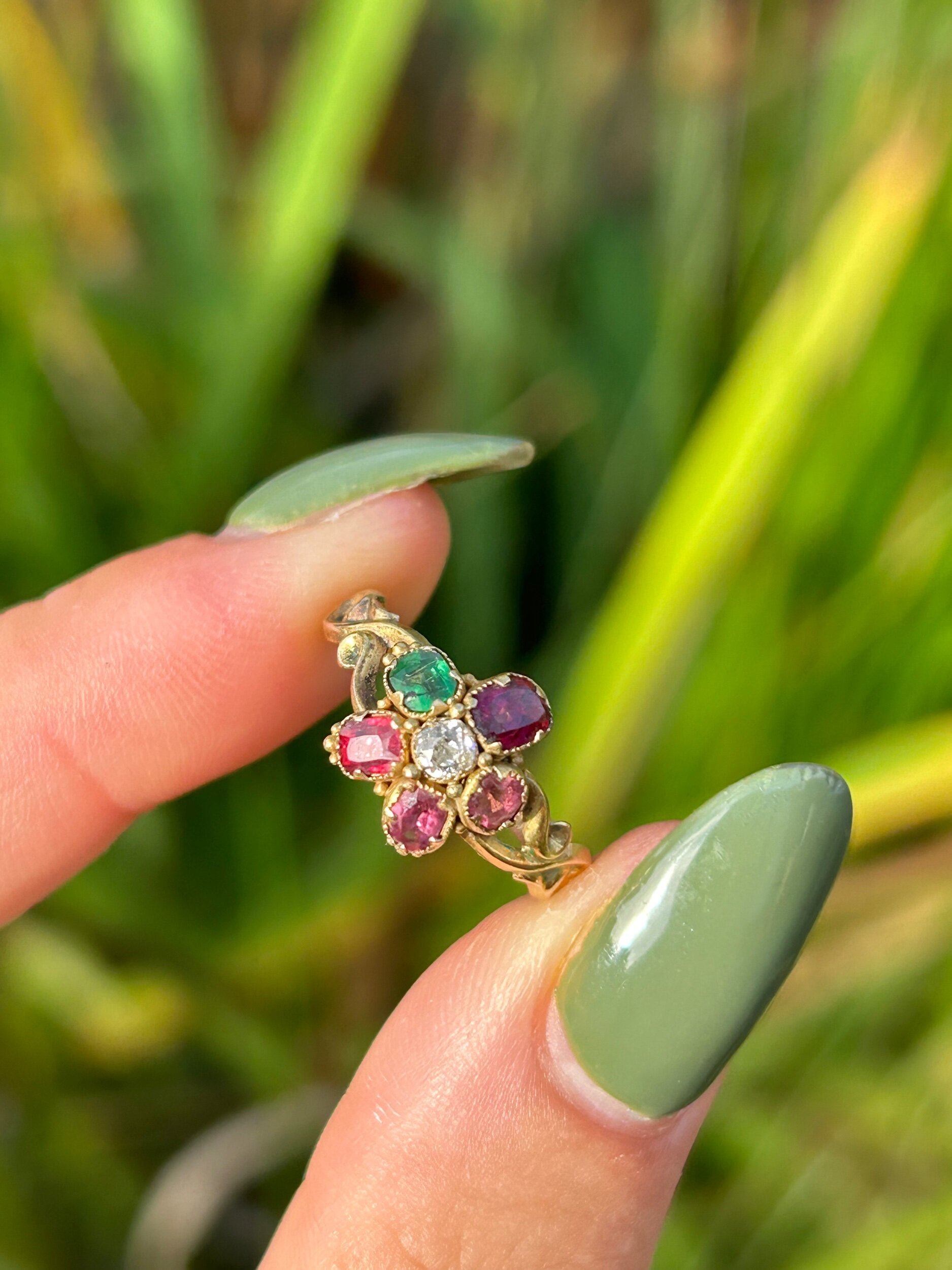 DB95FDD3-B8D5-479F-B146-61B64C63712F