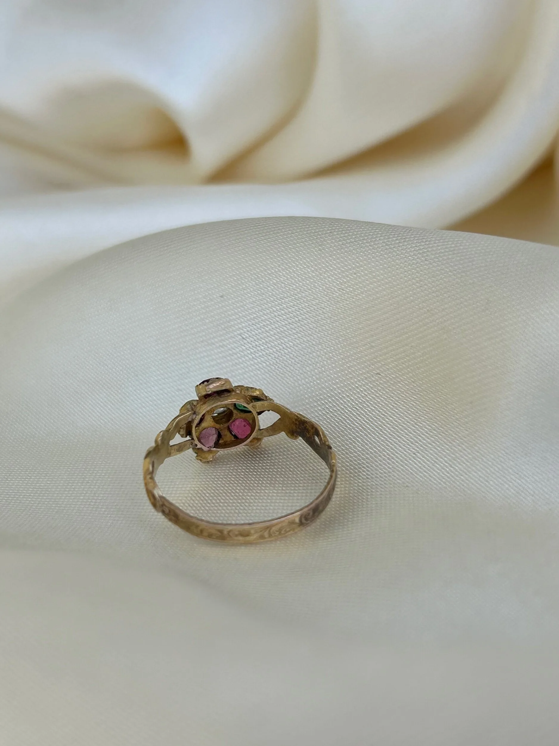 0B10A21A-946B-469D-9842-137DE62C0456