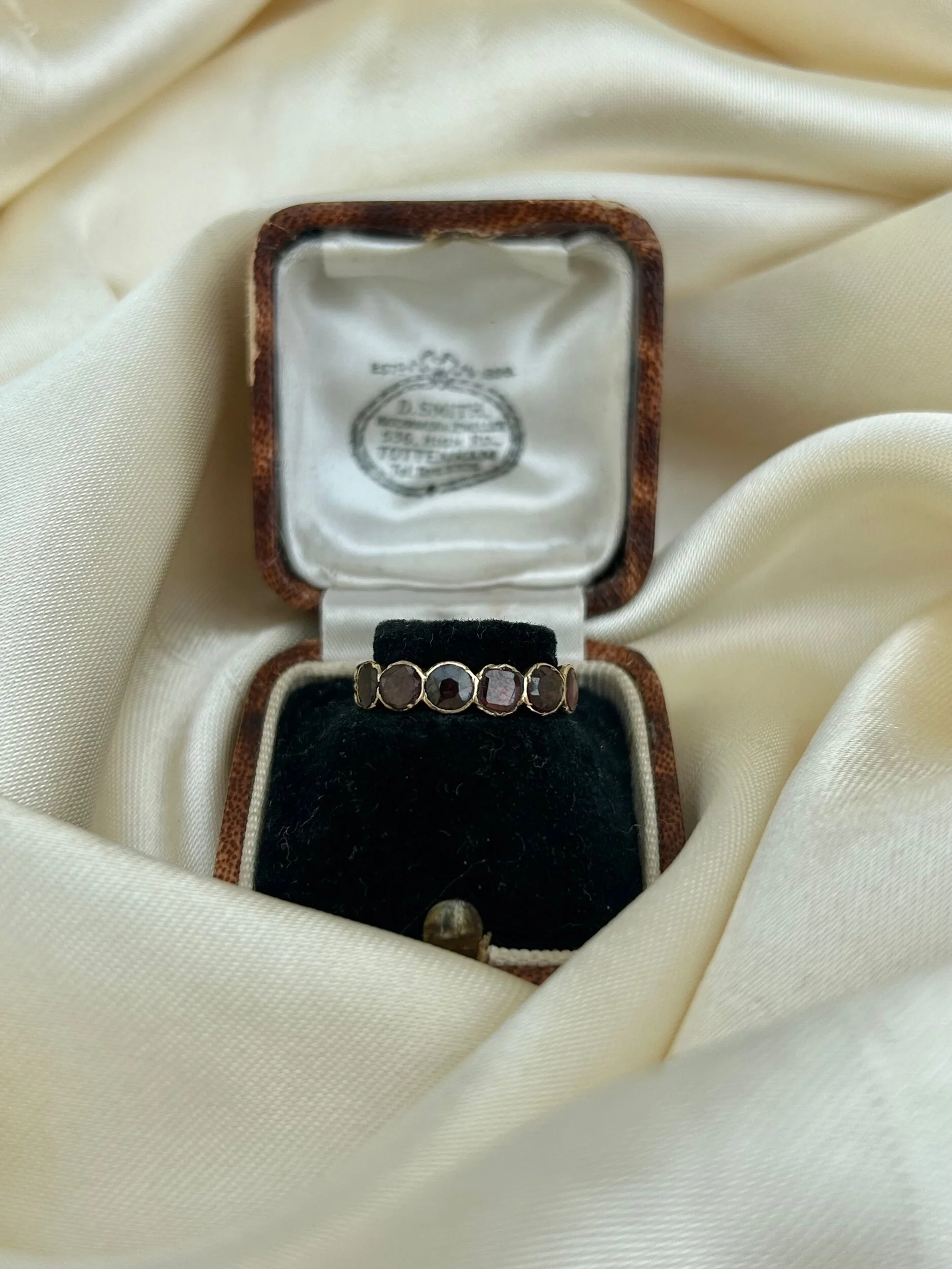 4C570C55-55A5-4445-9CD8-C668E0EE6C36