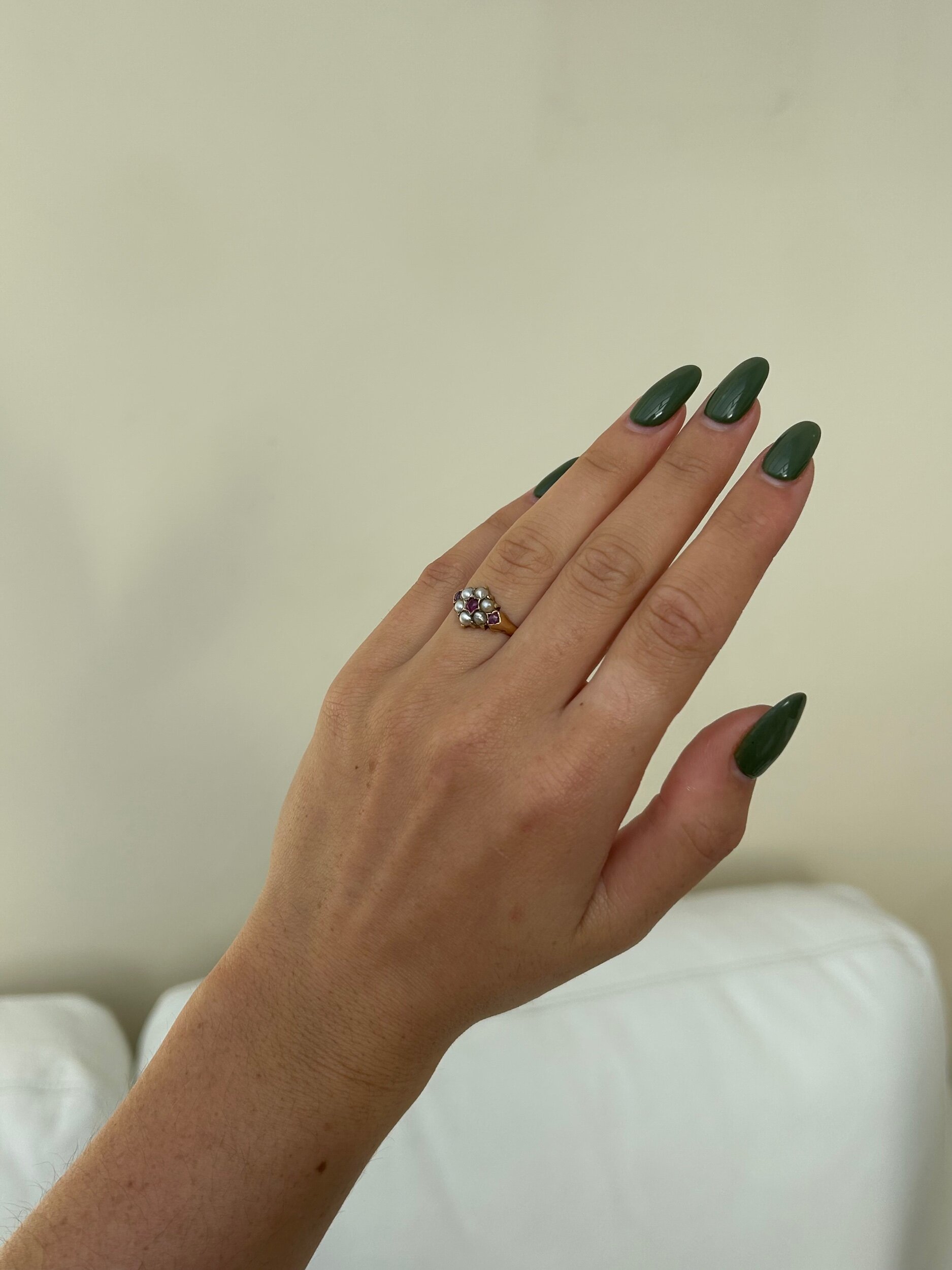 E407E7DC-6B96-47C7-9D85-B8C434C4C836