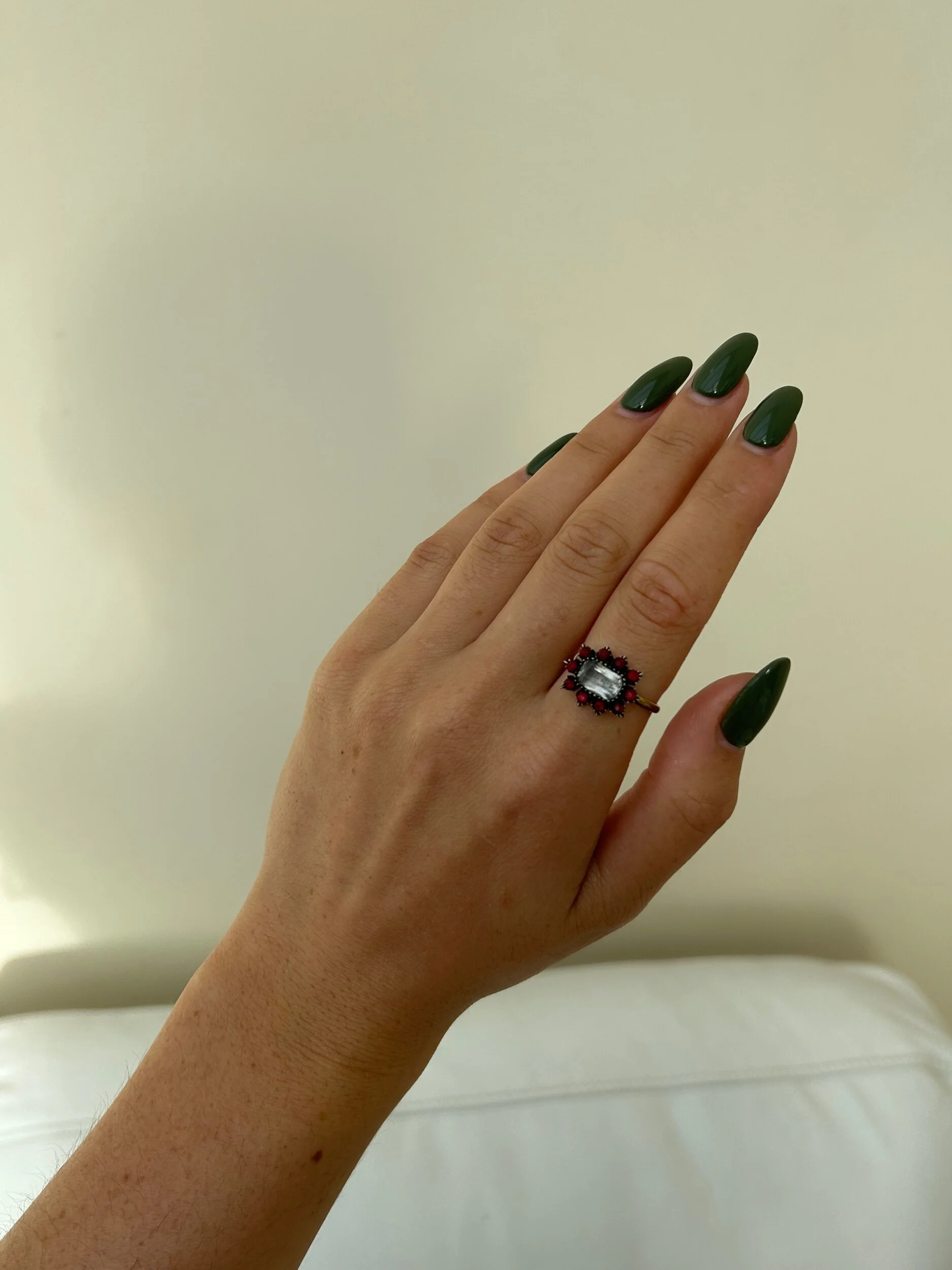 3A14287B-9F93-40F6-87C8-2CA23499FB1F