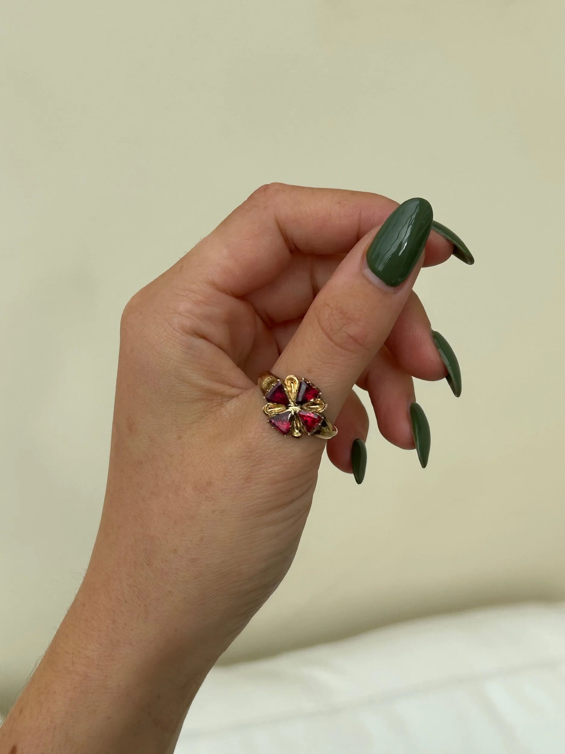 DB33DB25-69AC-48D4-998A-D140CDA82B4F