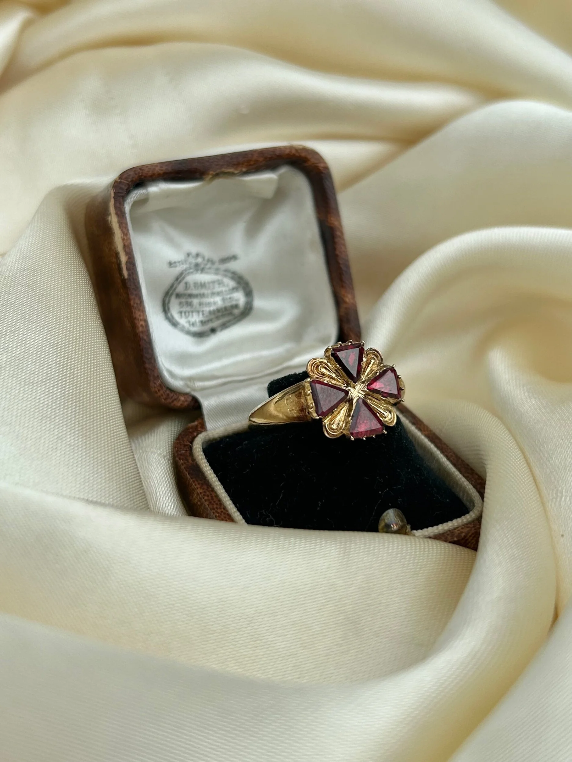 3CEEA4B9-3C24-496B-8721-89135A1B6EE2