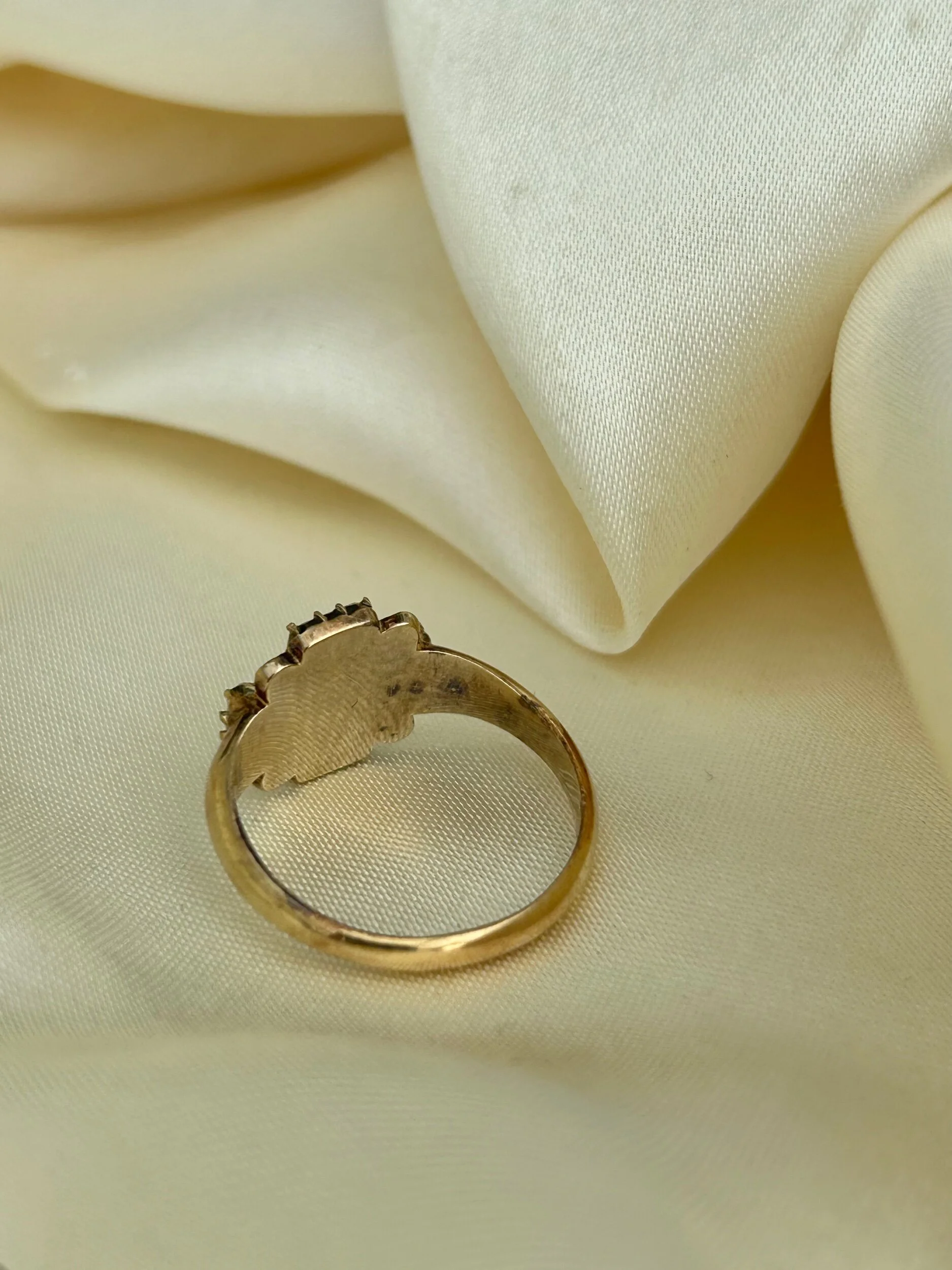 F10A385B-F316-4D39-9F54-C6567804B601