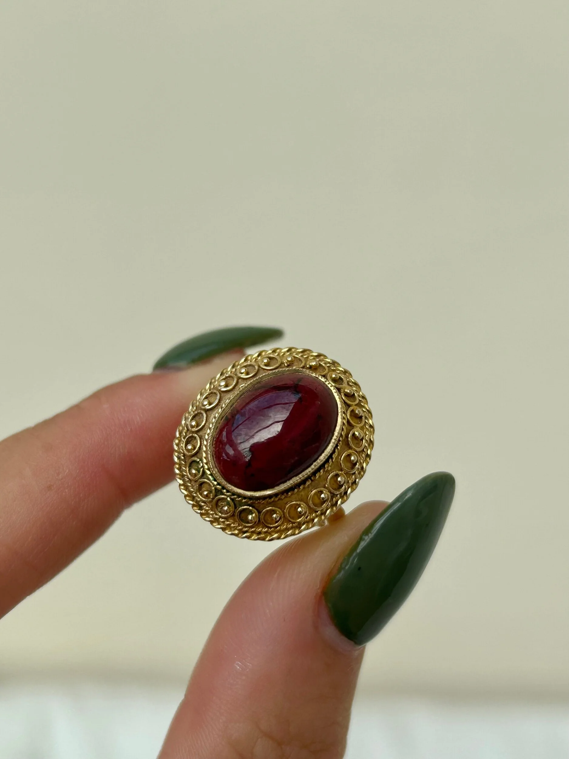 37B9A5EB-1B42-4110-B4A3-A112908E1717