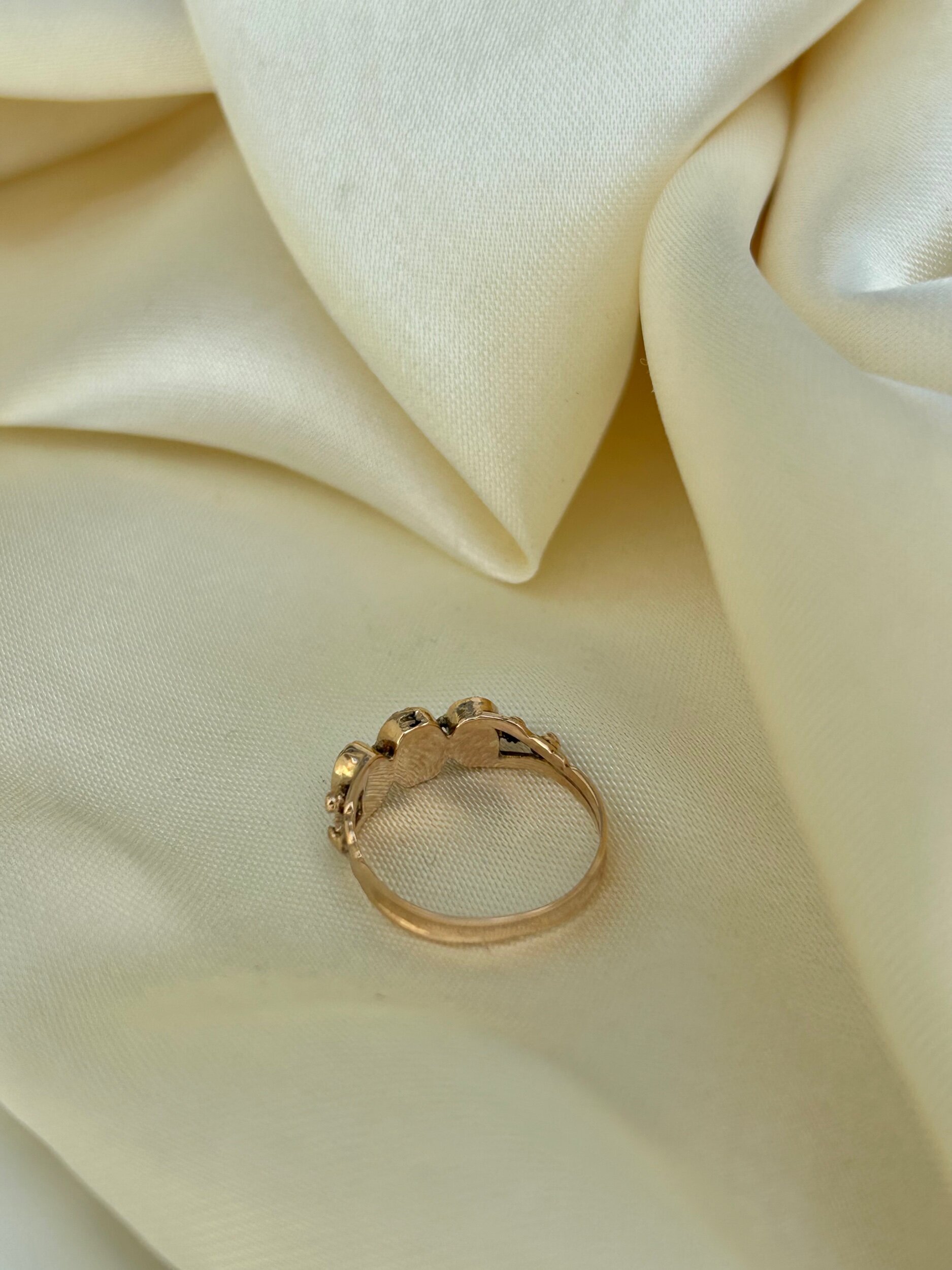 79E1CE60-9F00-4774-823B-49FC15283C6F