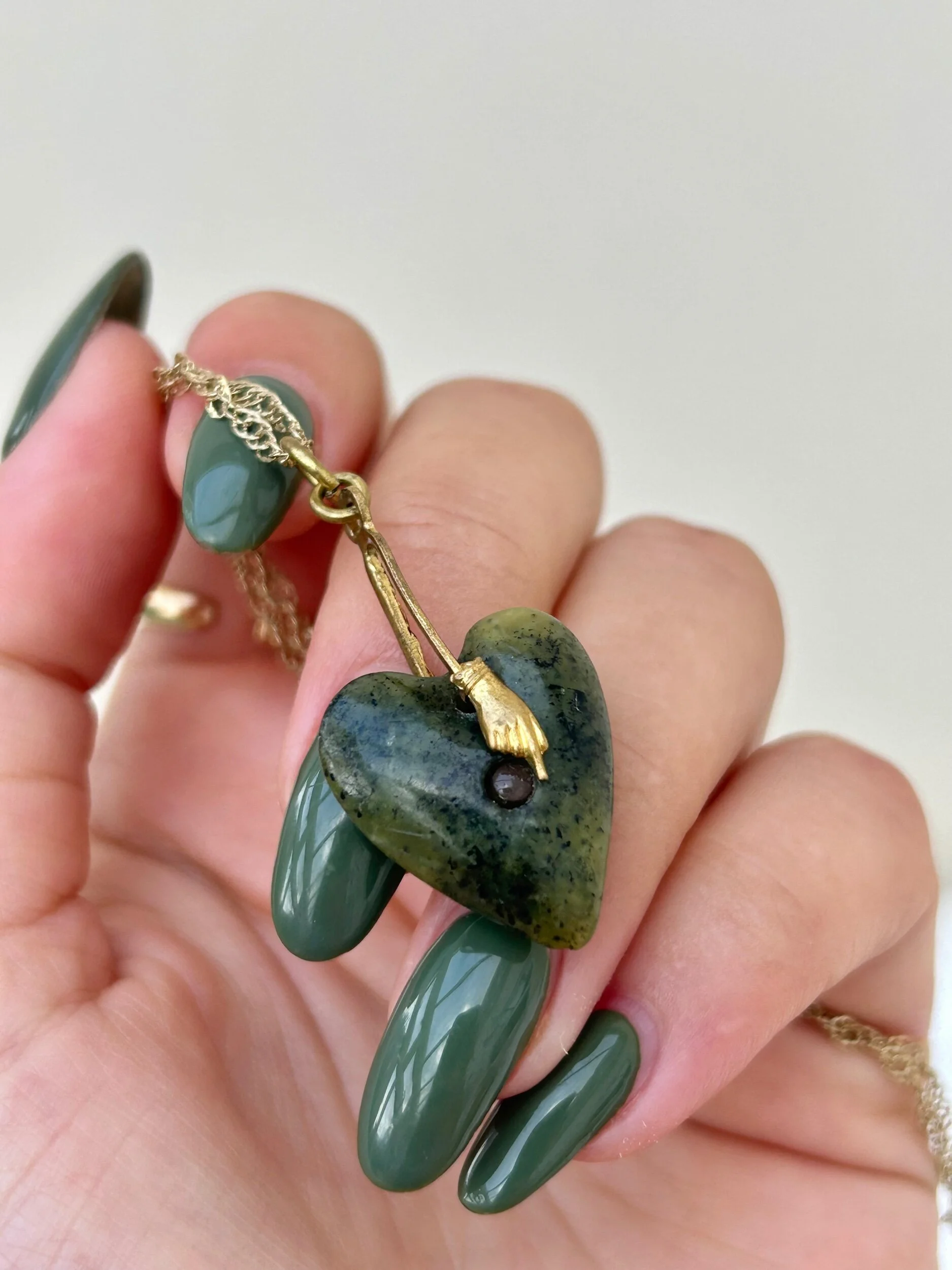 5DB8A0EF-7160-44B9-94B1-B67B6640BC74