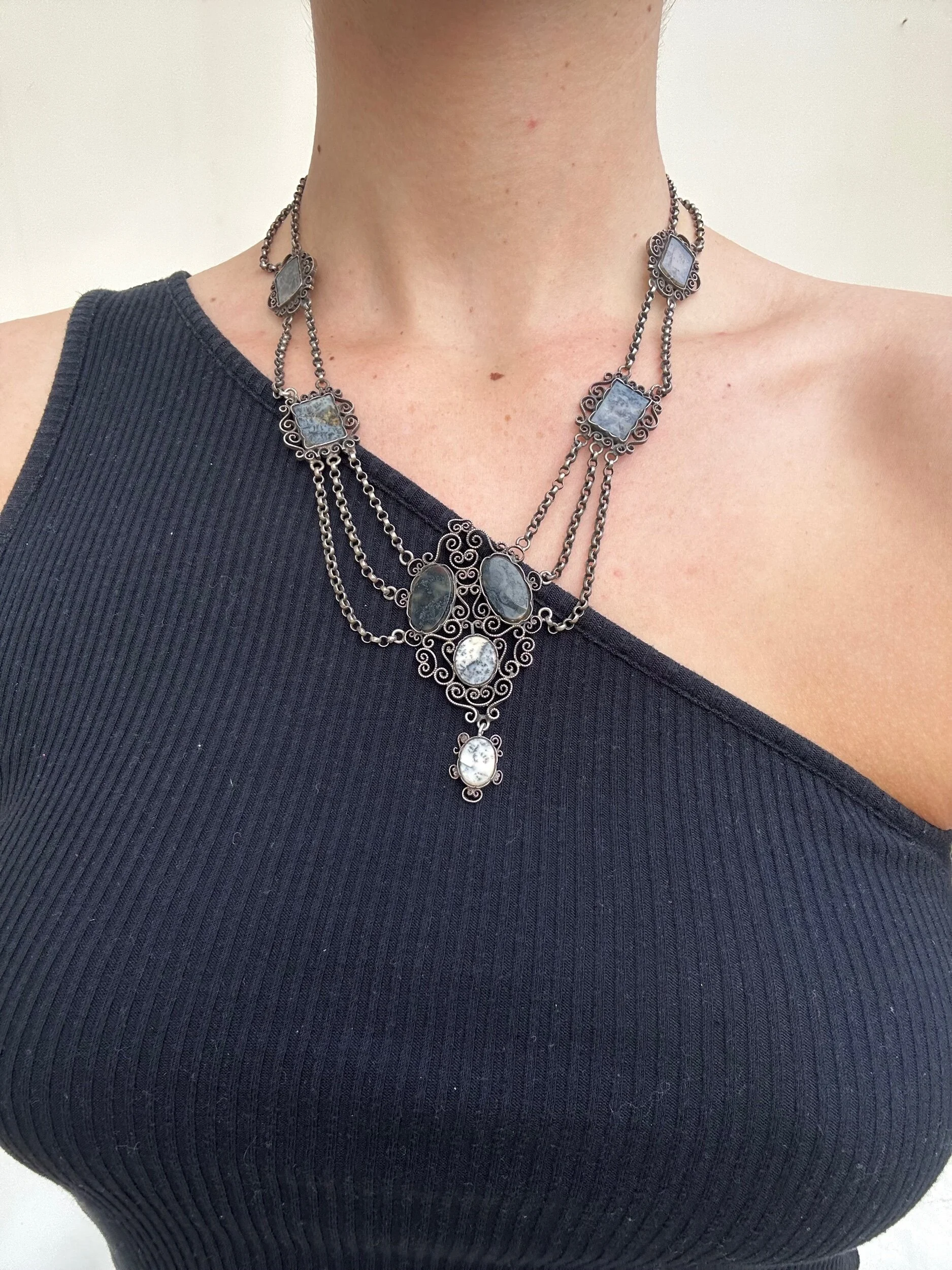 4A79958A-137F-4E78-A653-8AC9188EDB08