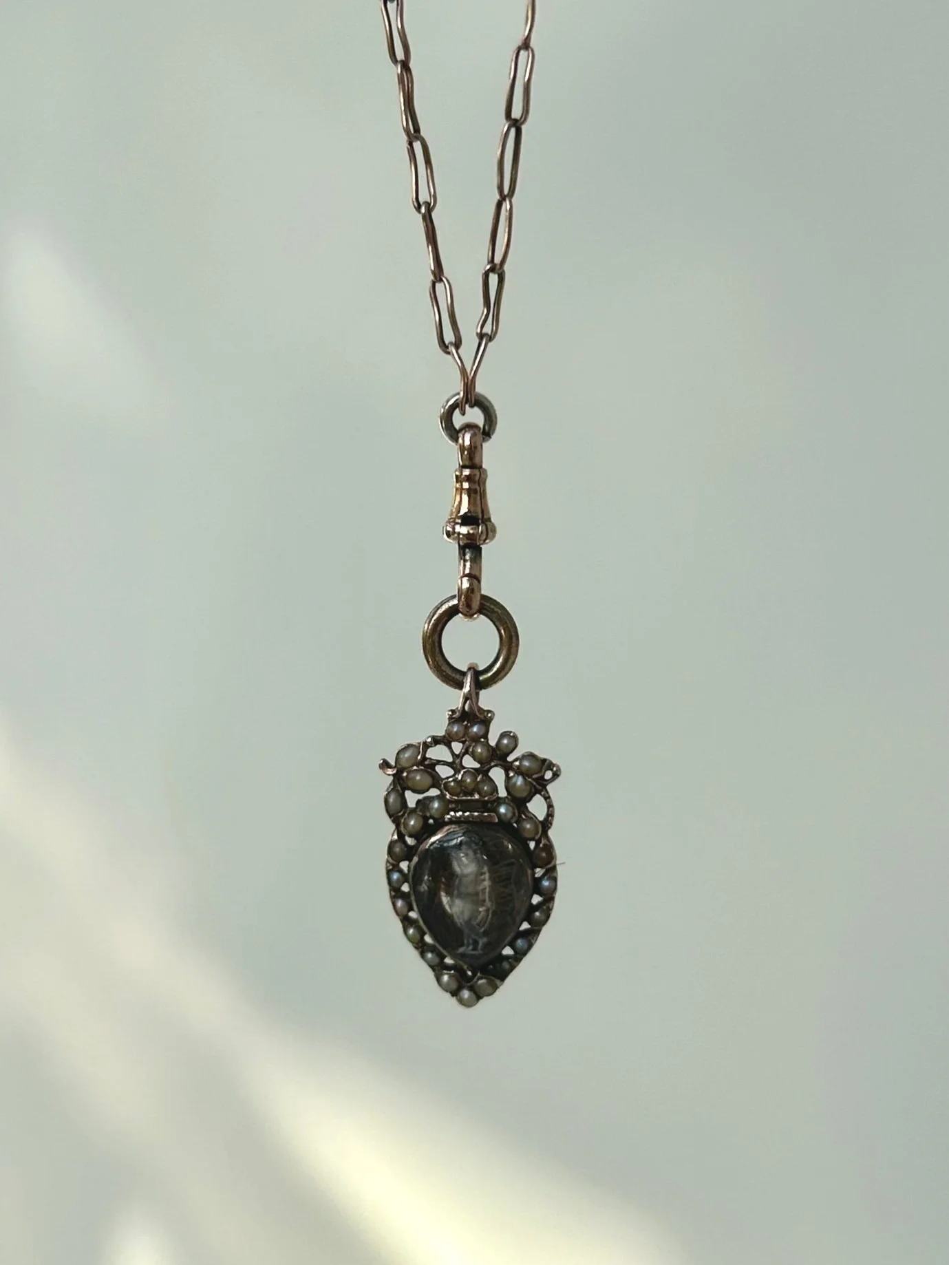 CFF84ED2-AE07-48DC-9D32-1A9FE76A333C