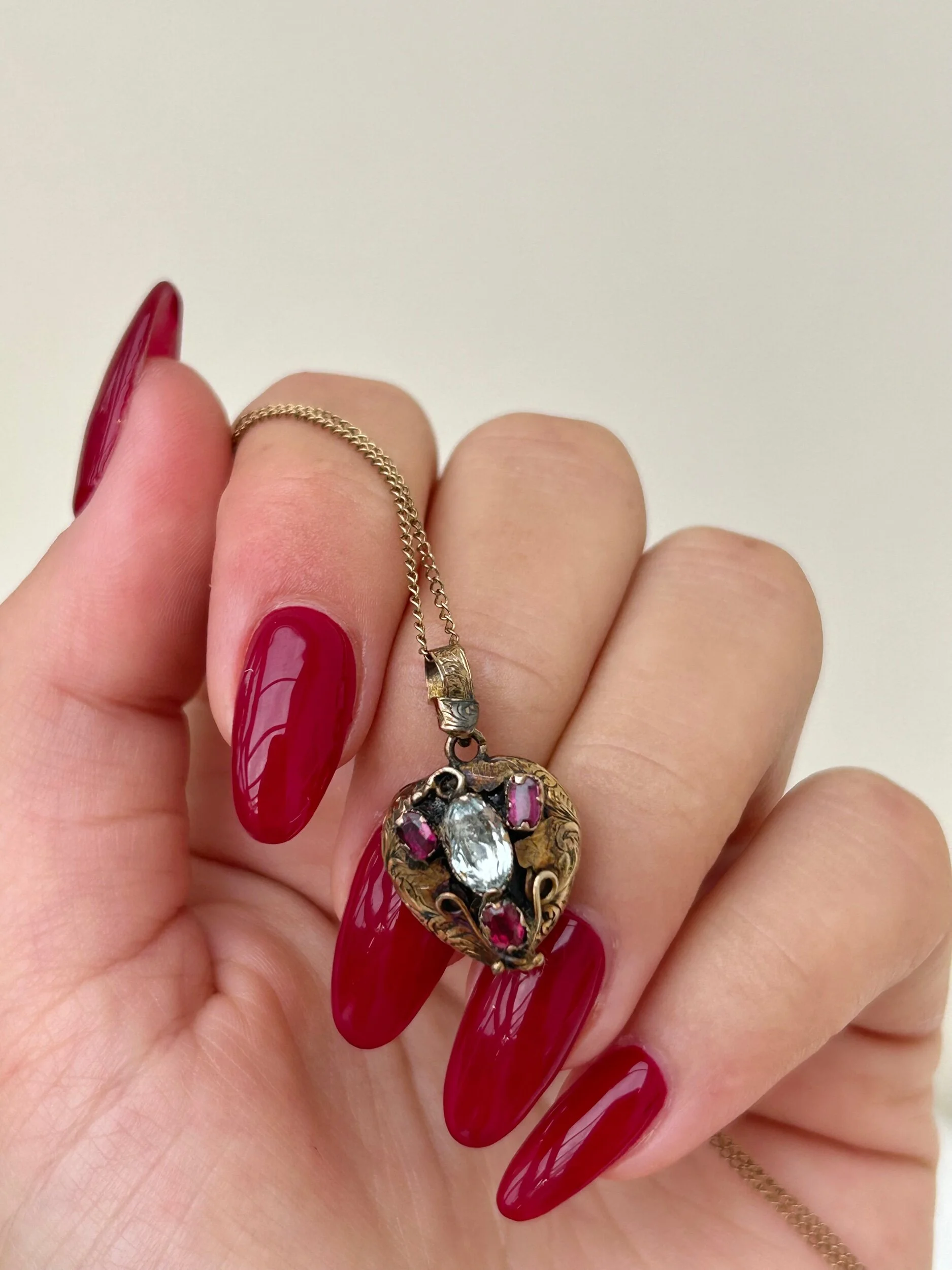 43FC089D-01B9-4E75-AC8F-F5F0E951FB96