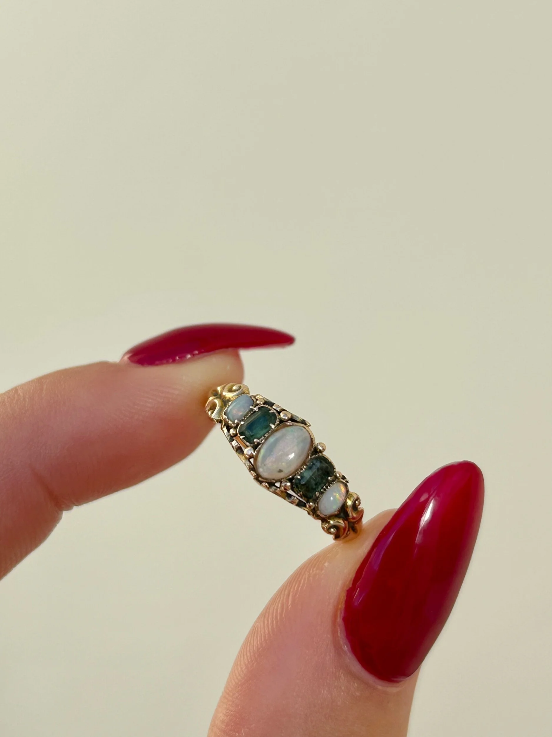 D3126116-1DC5-4E38-9016-ED1CC2F066D2