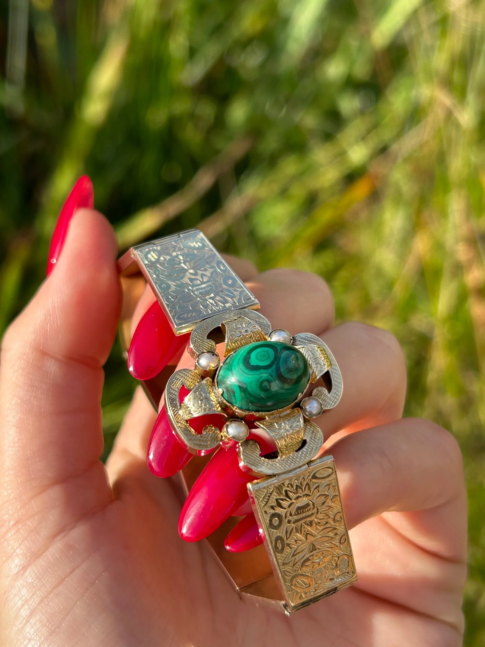 56B8B23A-C74D-448C-9433-48756B746A80