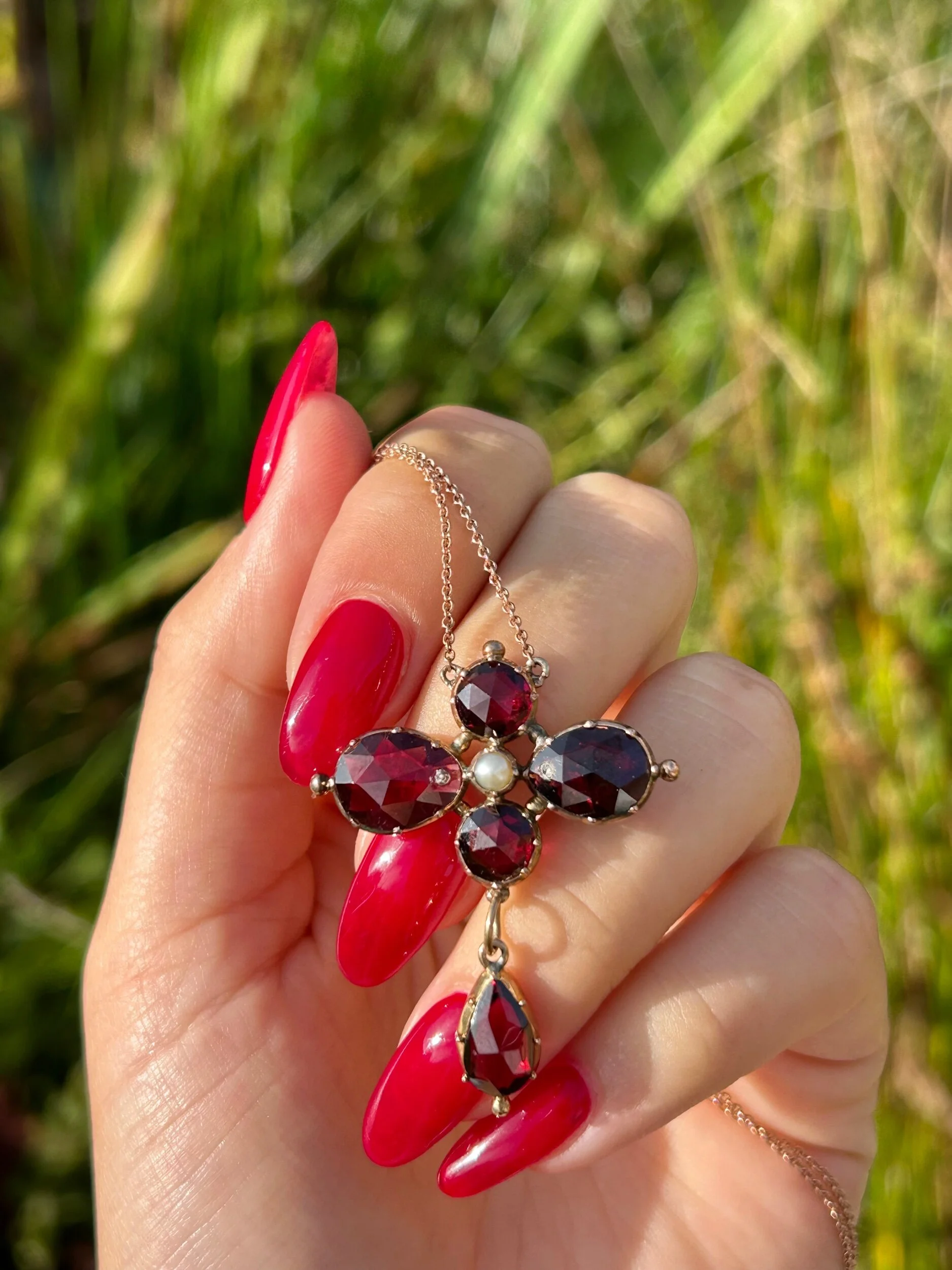 DF55A546-C7A1-4EDC-BA85-A35E9E4DD1B4