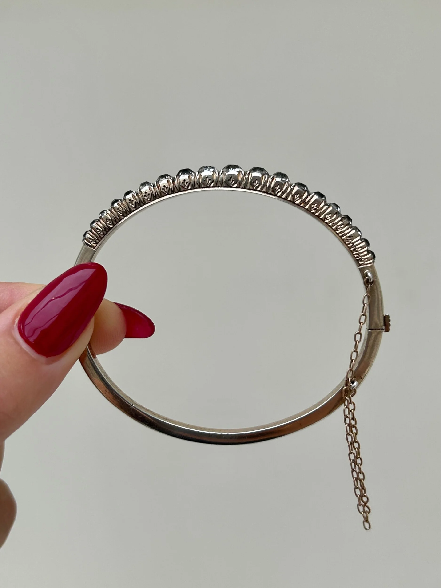 05CEAF64-BCE6-418E-AAB2-929074EC3386