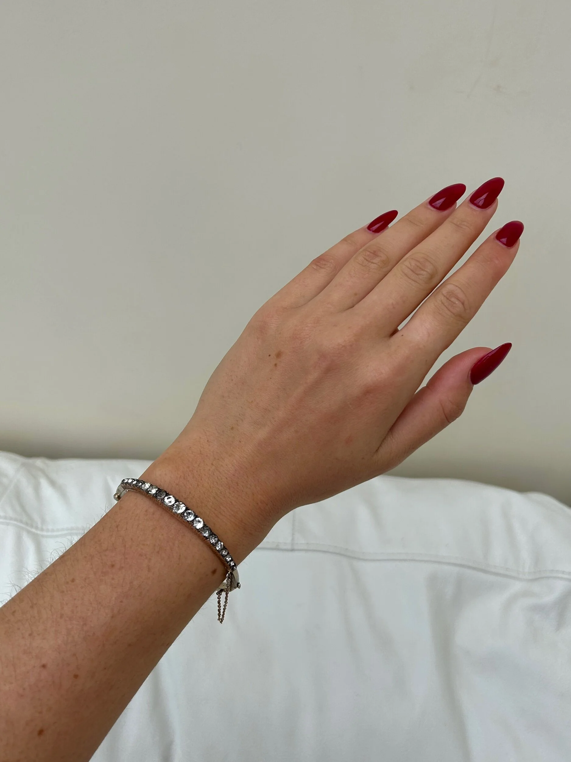 C956CB4E-5BEB-4460-9280-1273A8E647AB