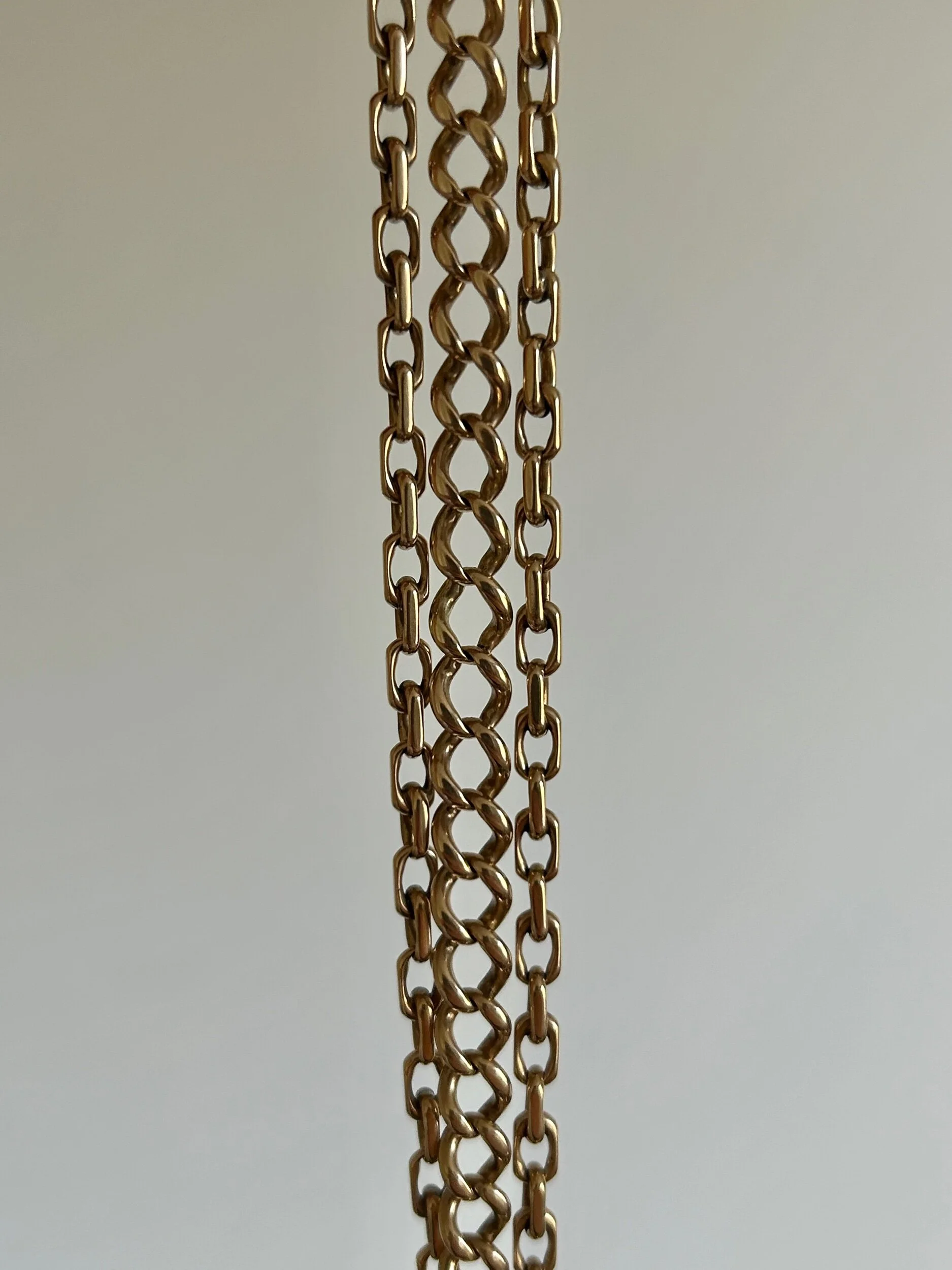 8F8C2B53-F84E-4A18-AF62-C14013358335