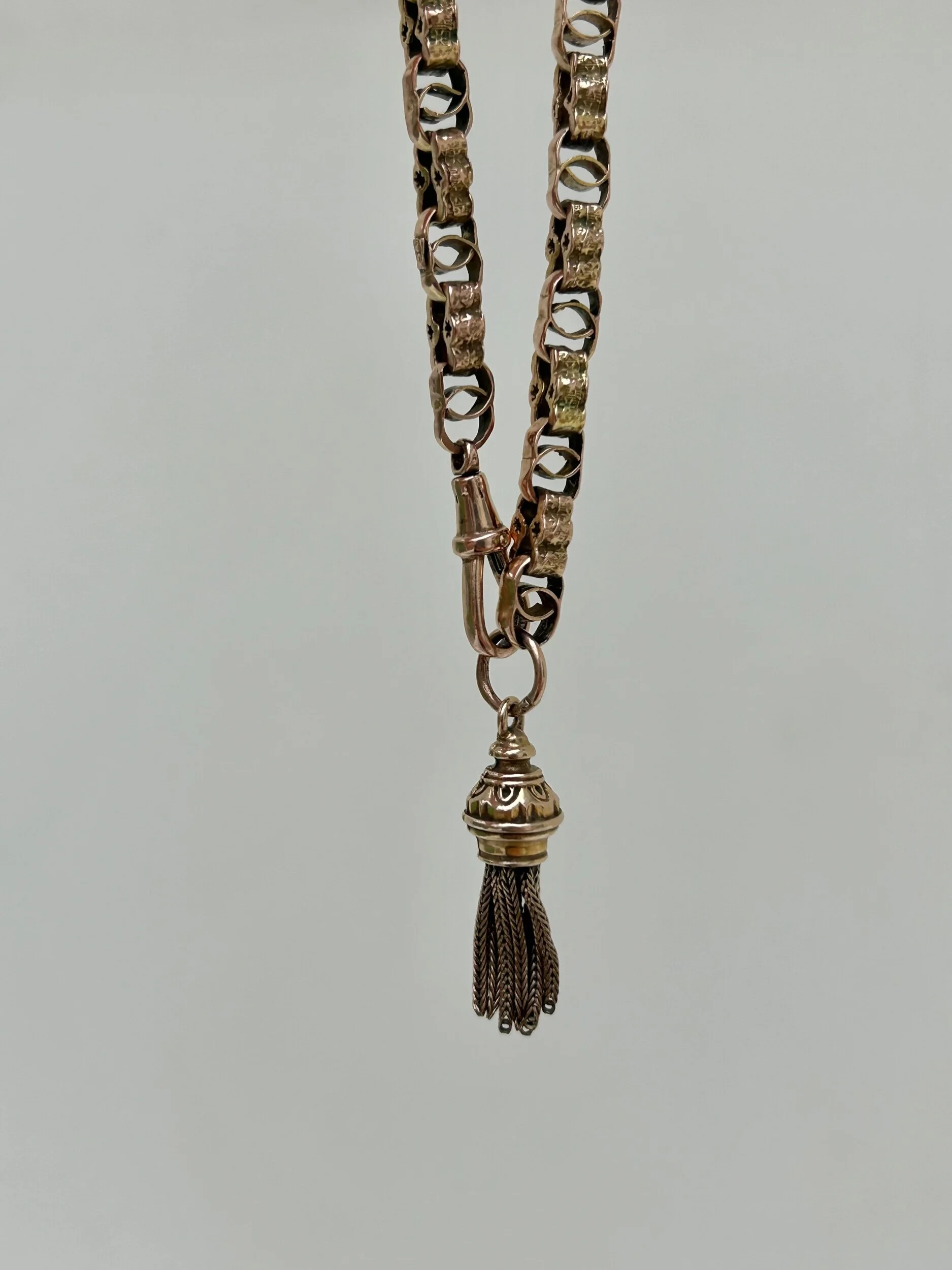 0FC0A3F2-272E-49A4-9EE5-457FEC47E15D