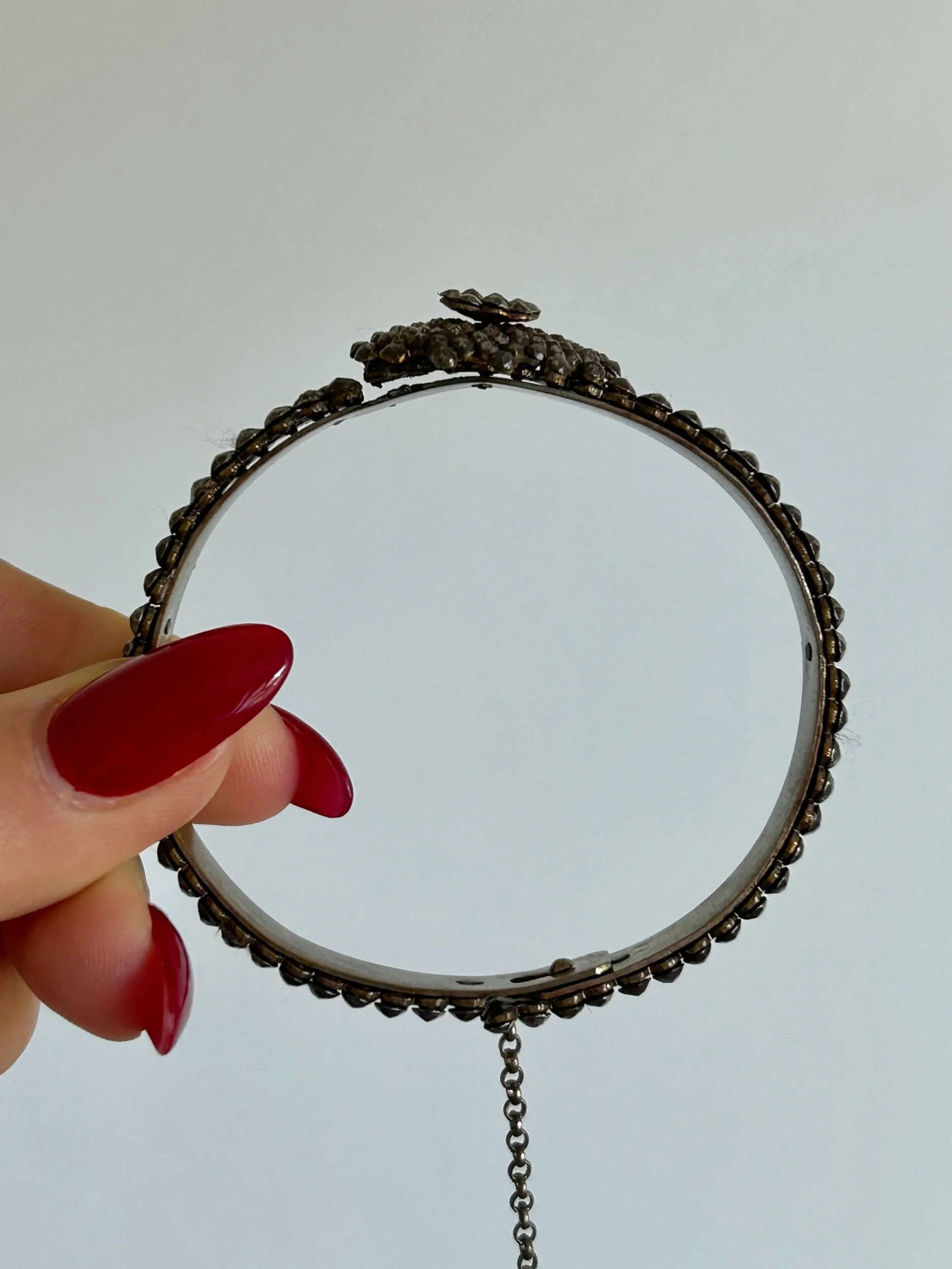 8A7AC6DA-5A49-4962-BA9C-8F6A453018CB