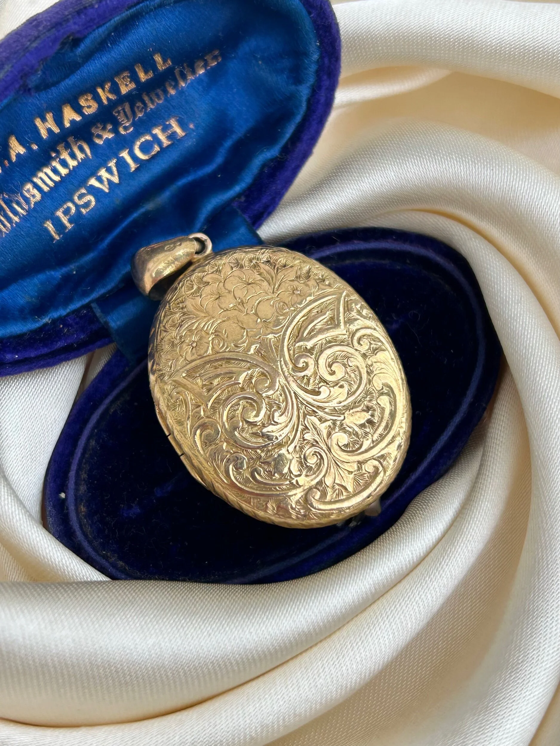 B143F00D-A724-4EFC-8087-1FF7A67A4766