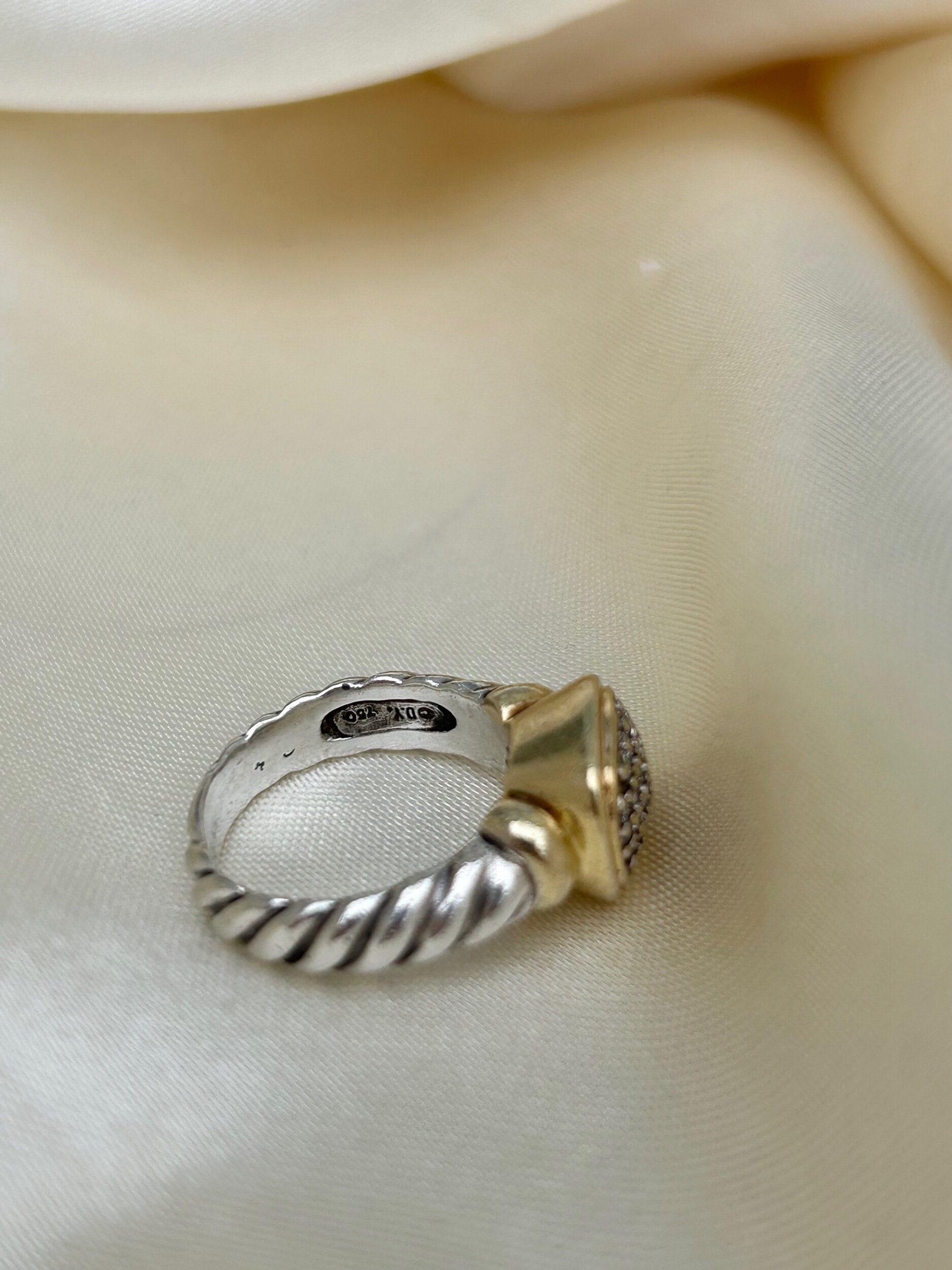 2D03DFB1-1026-4E85-886D-309DDB3DEC21