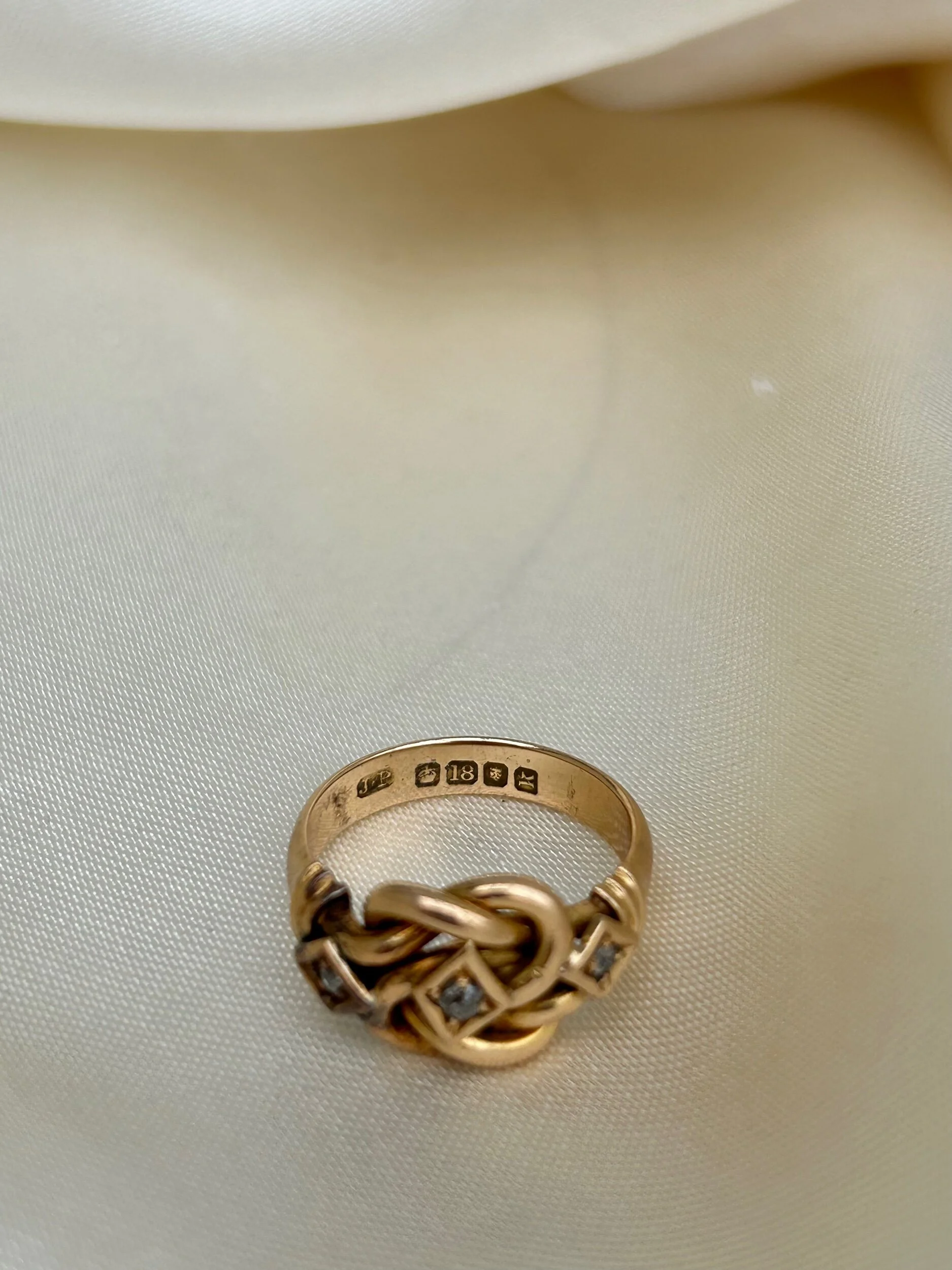 D0BB9430-4072-42AE-B28C-55DB35A518B0