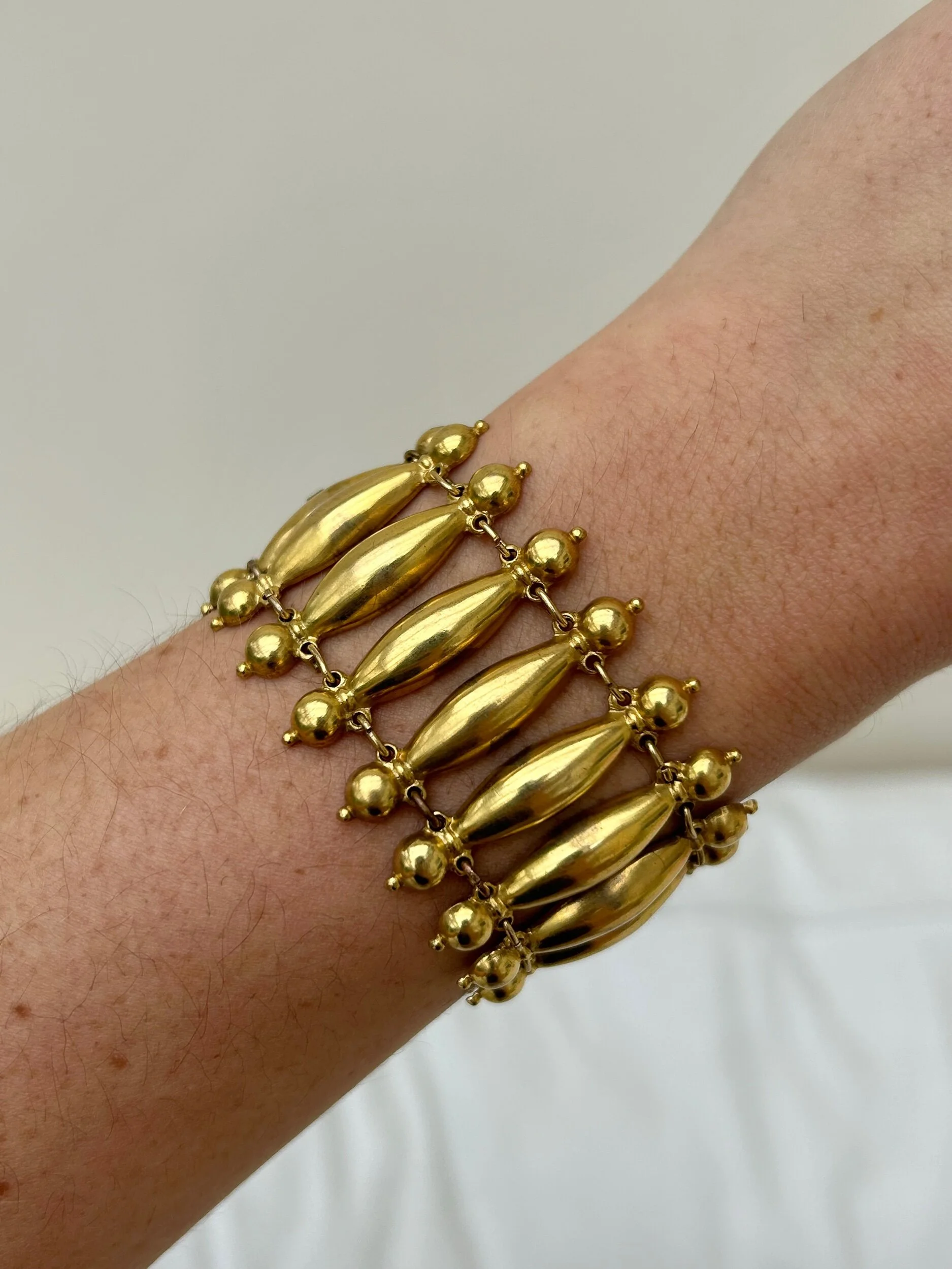 053F35D1-6EA2-4AFA-AE64-247A4107FF57