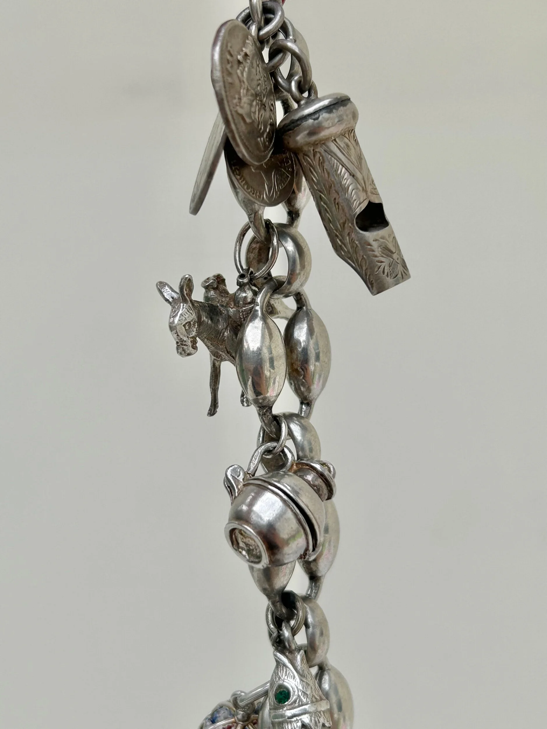 9483DD1E-68A0-4C3D-9E8B-F4AF5256728F