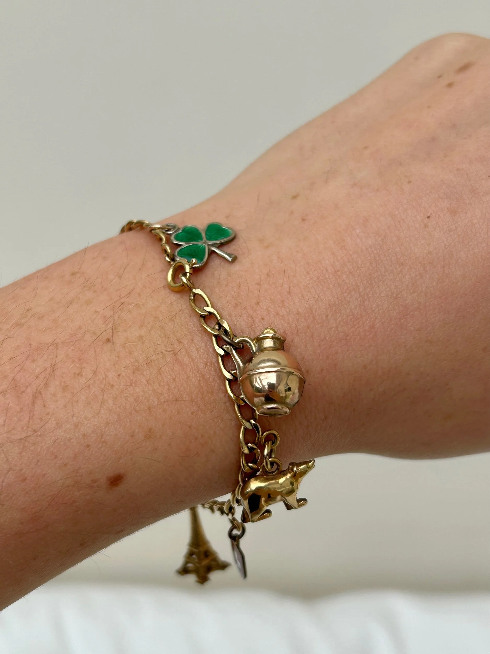 921FAAAA-6D3C-4D03-B25A-0B8405D73F80