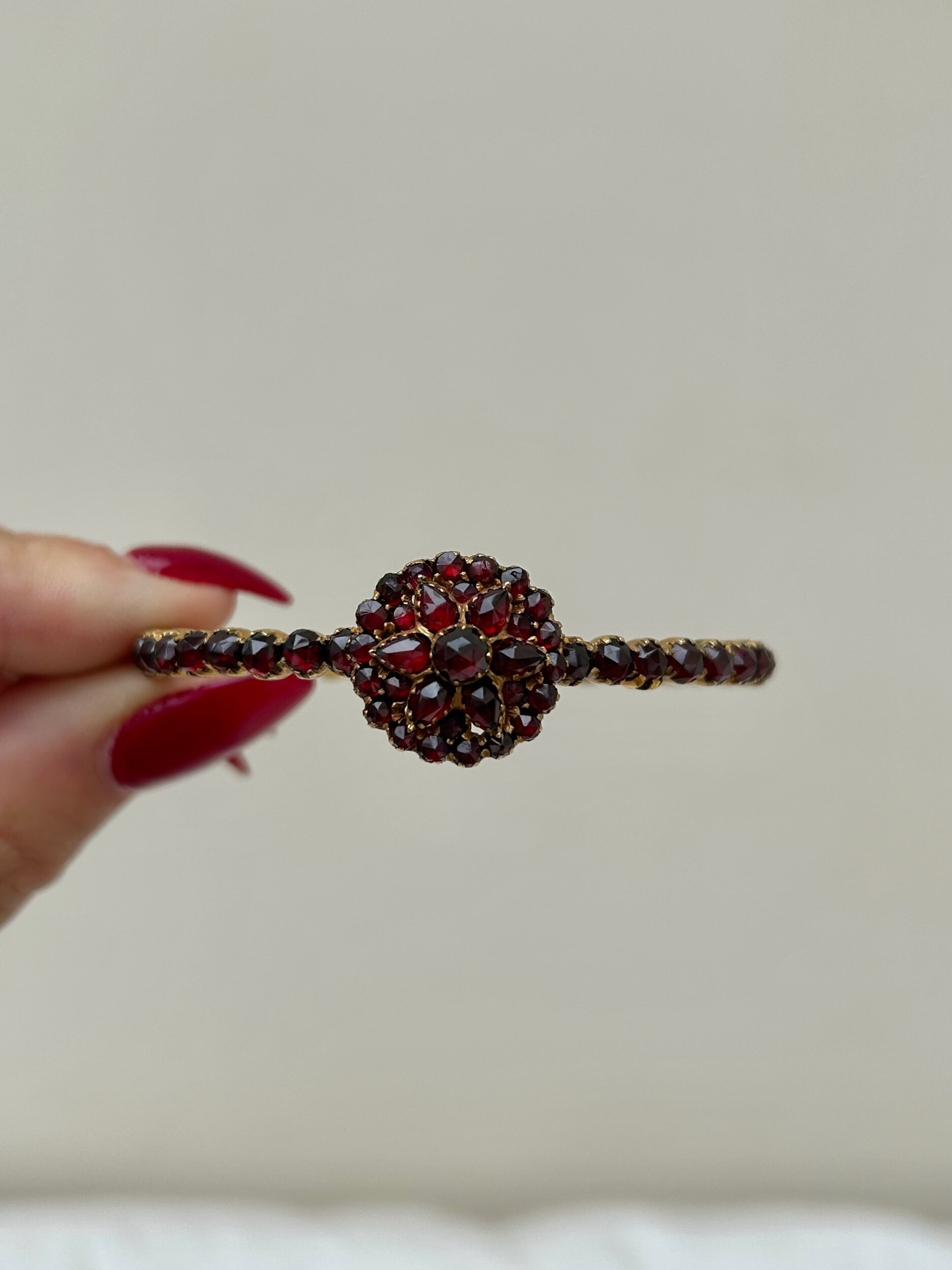 574DDEF2-63B8-48DE-9A98-A3EFF5B52D86