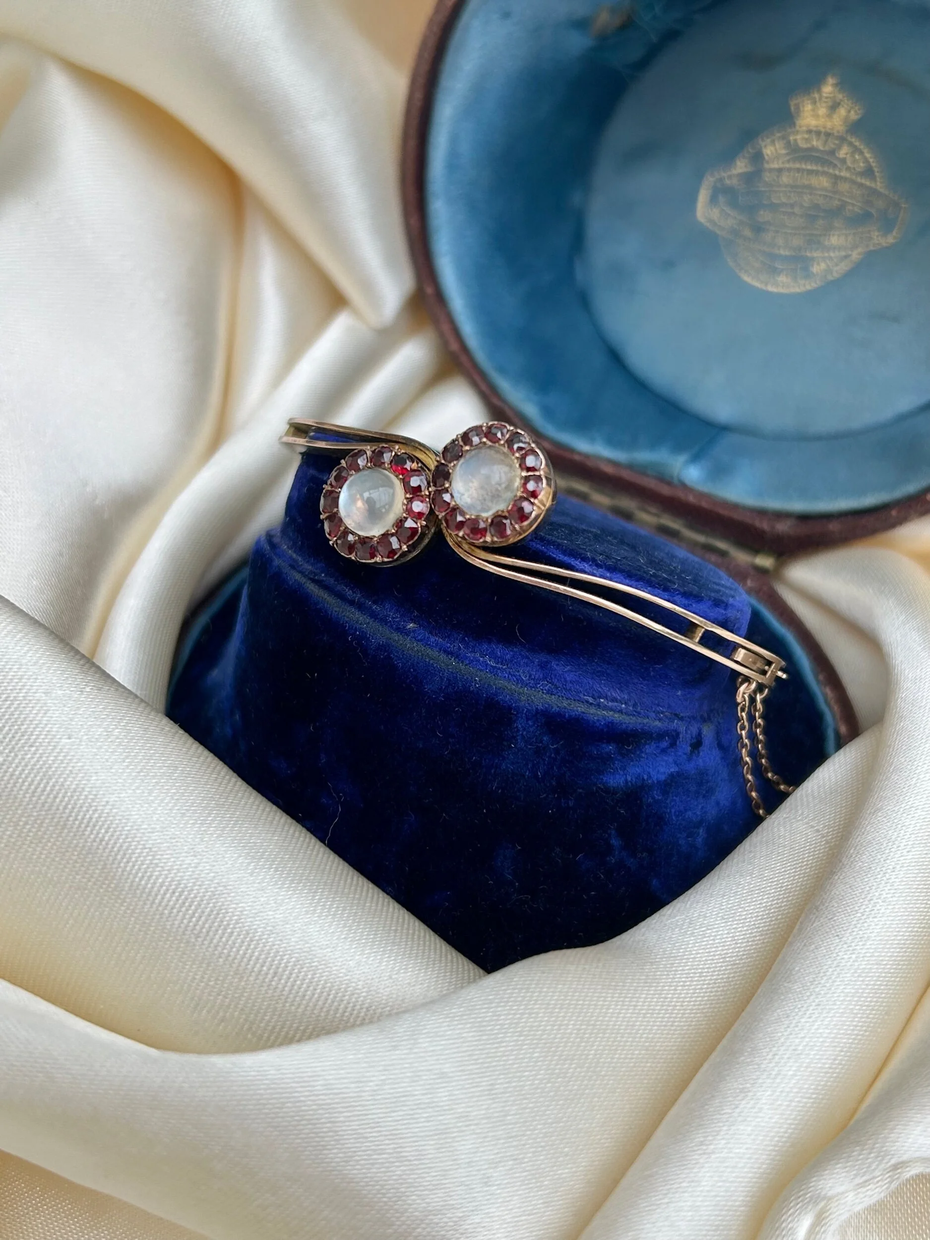 C197D40E-5E32-4E5E-BF9E-64E7AD760ECC