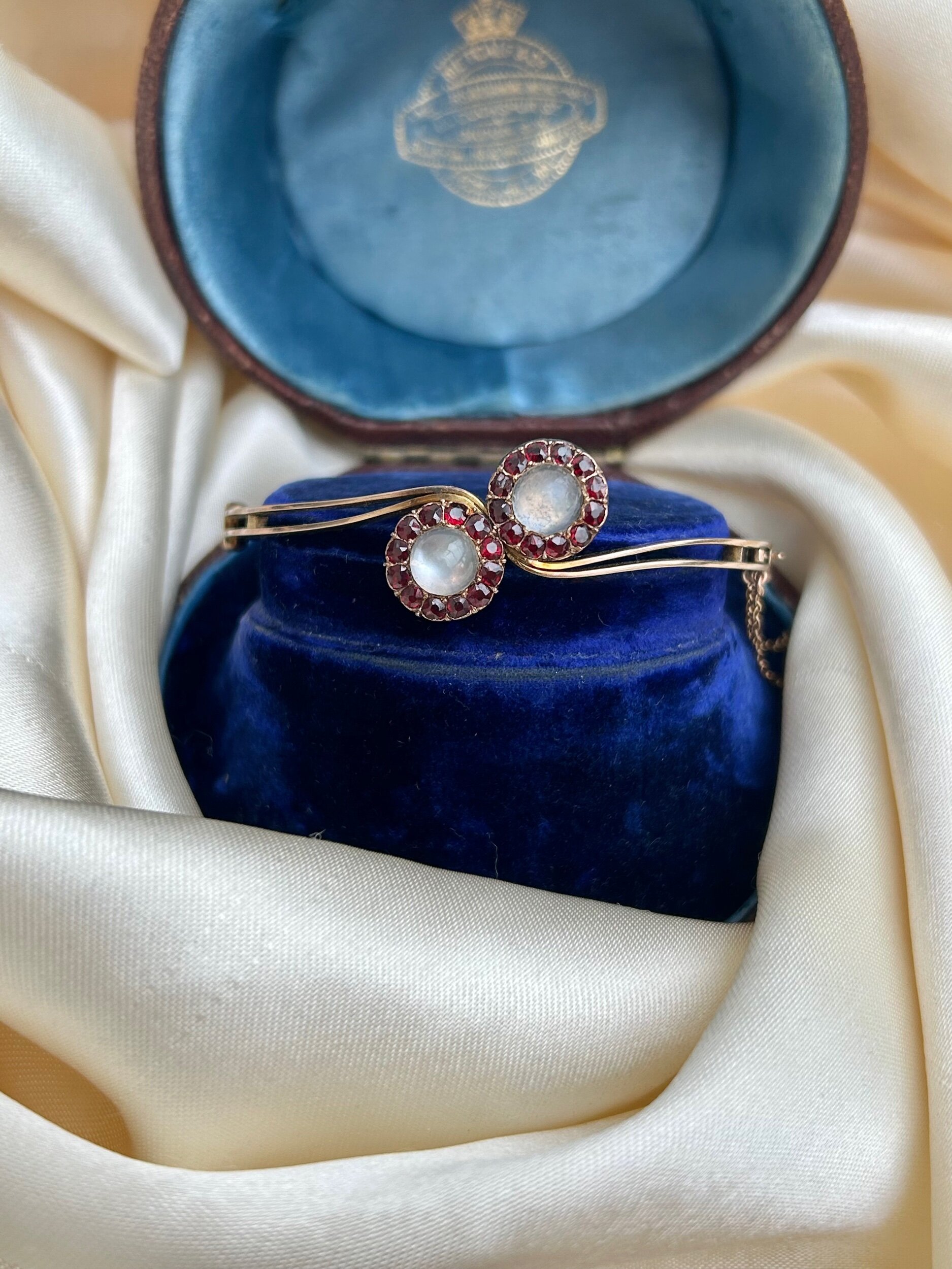 8CA5B01A-B770-4EA8-9809-44144FEF9939