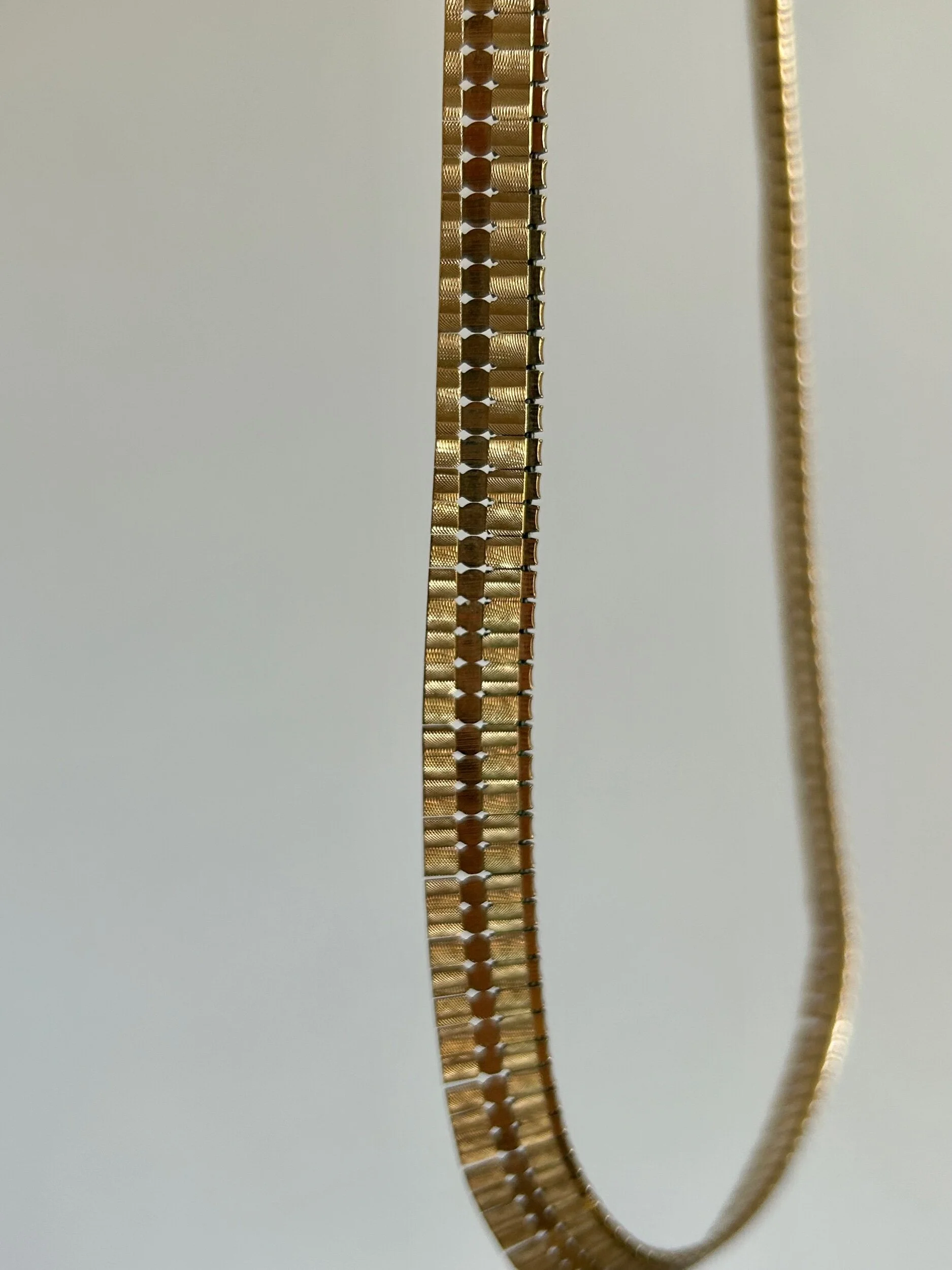 E42827F3-7343-48C1-864E-2E5045FA8683