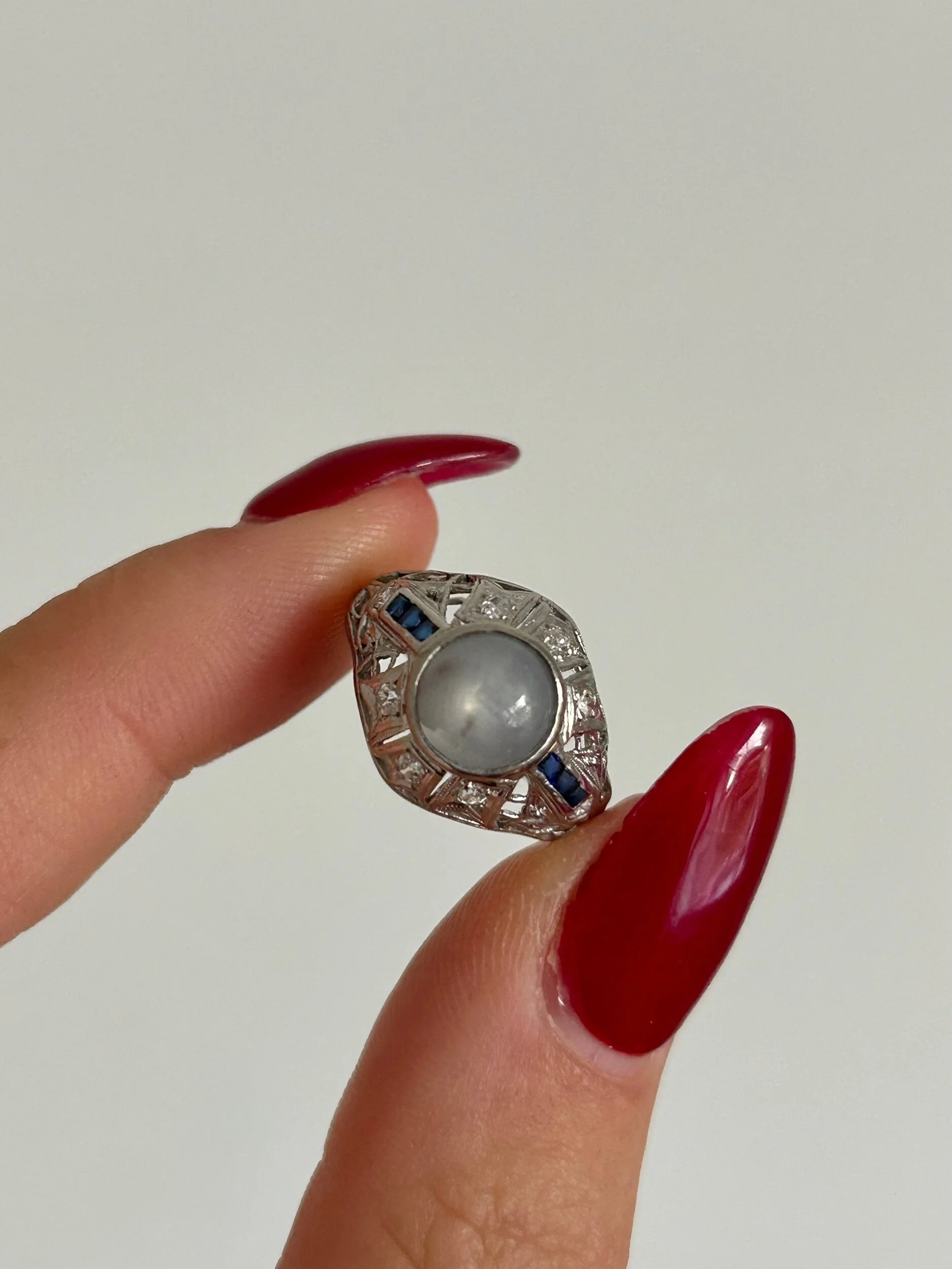 10F9235A-2700-4039-A0BF-A2391B230328