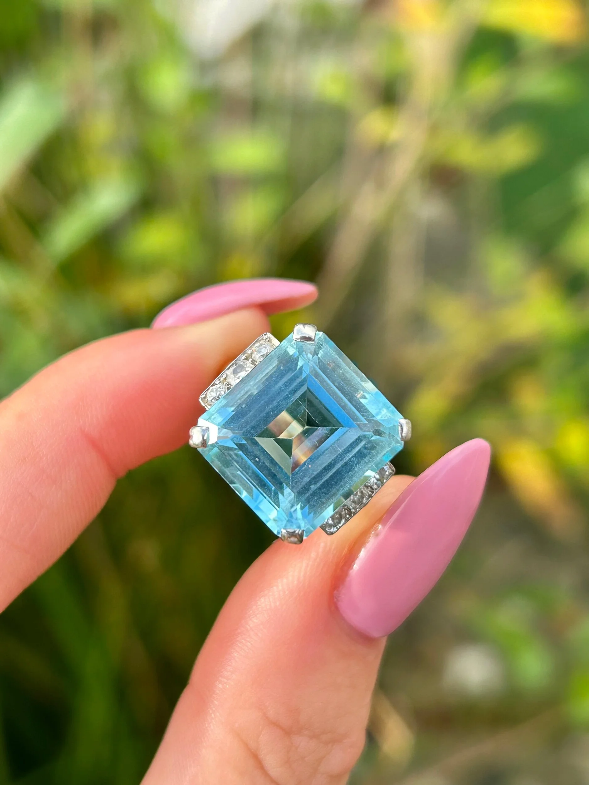 0E49480E-DEA1-4A33-A76C-0CA0608995DB