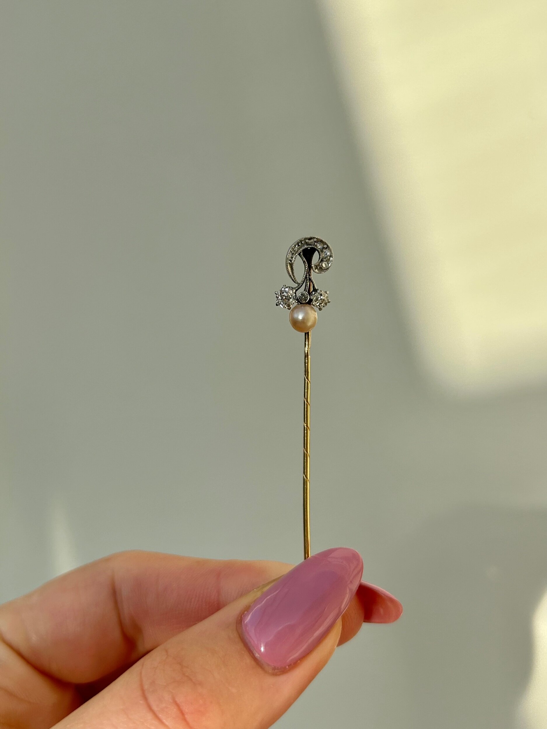 38E91716-CE99-43BE-946B-14163CD3F676