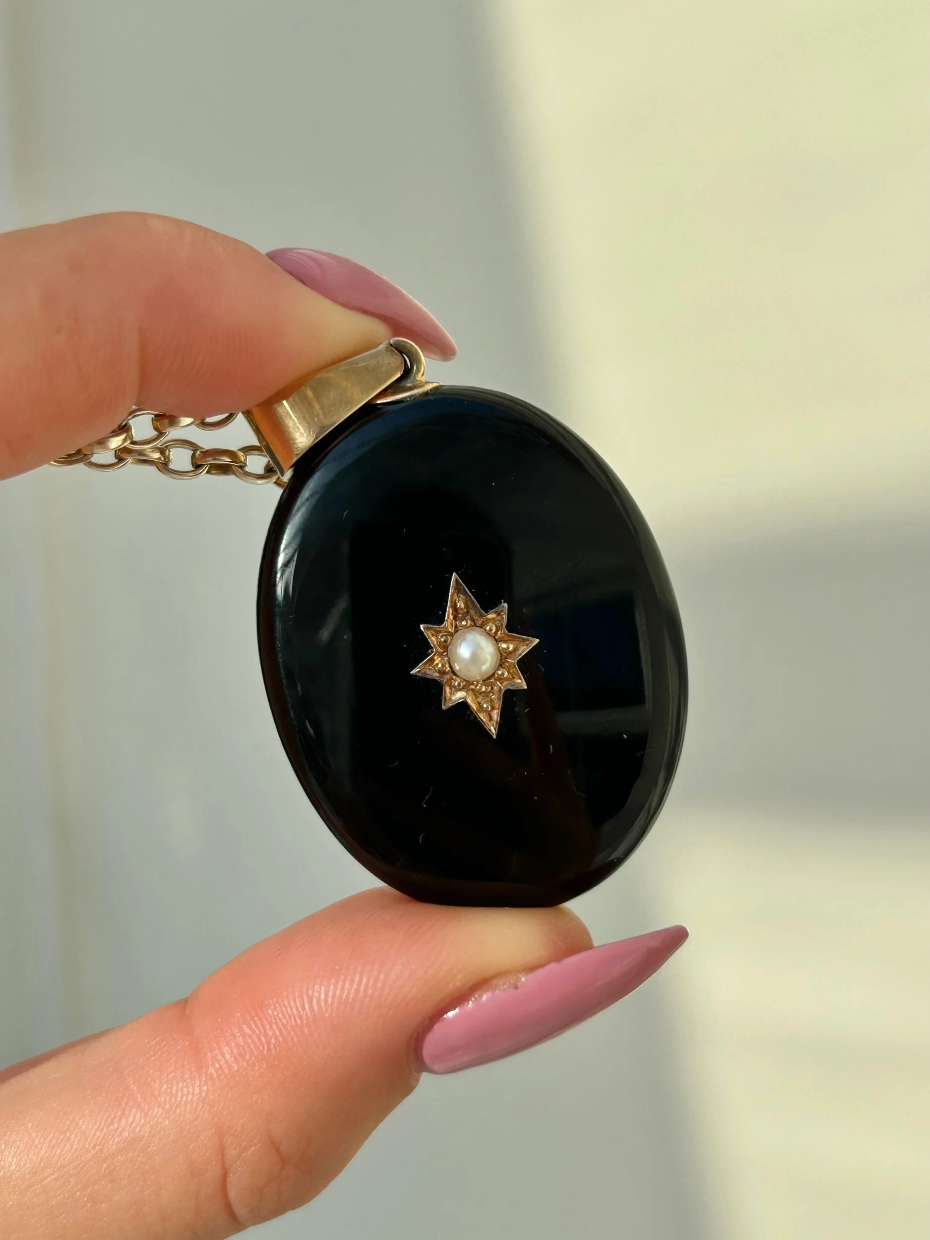 E7D1AD8A-2CB5-4E58-B669-3C641CCED9B7