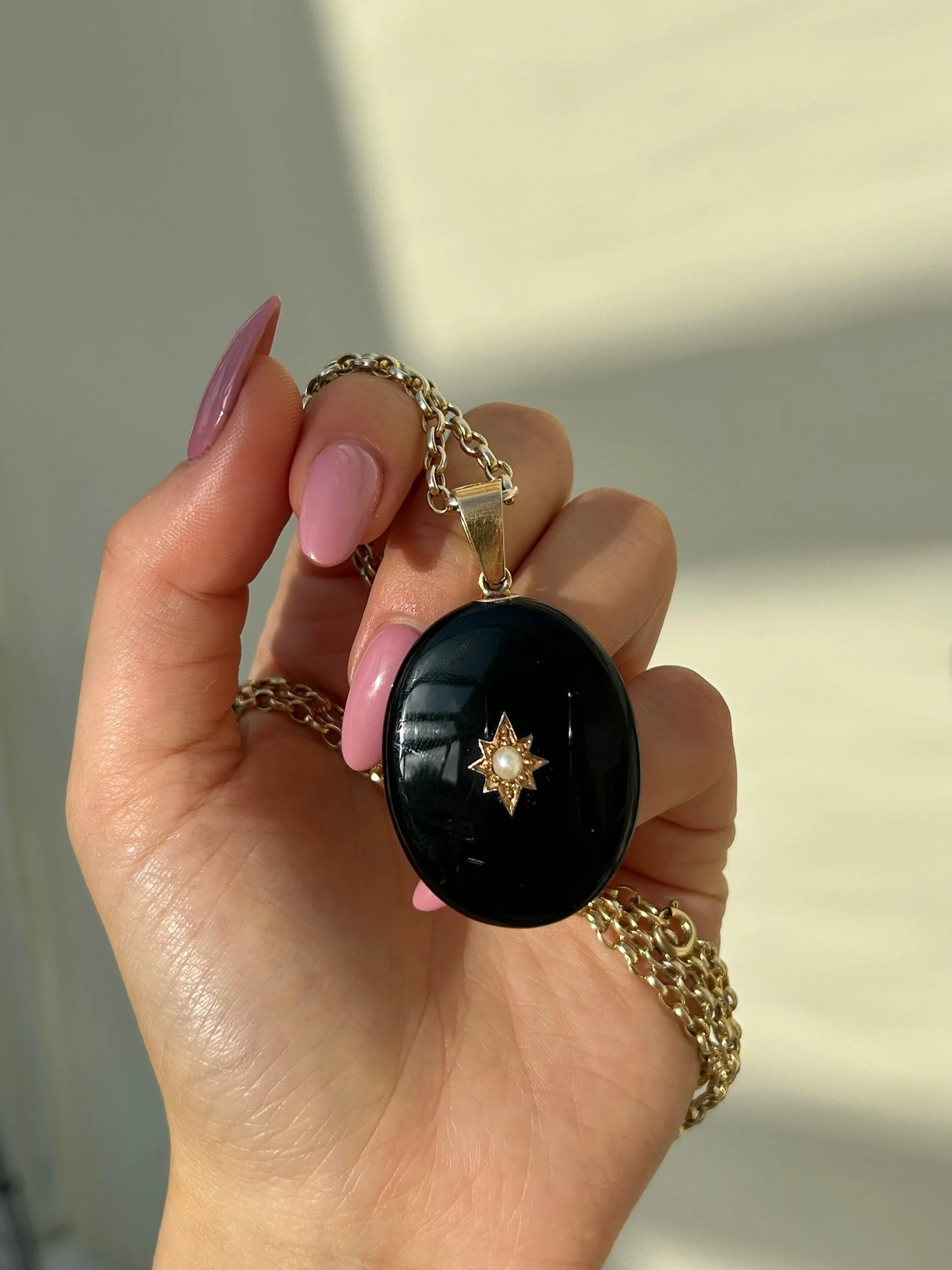 FE9E82FC-1848-4D53-9CA6-96A06EFB517B