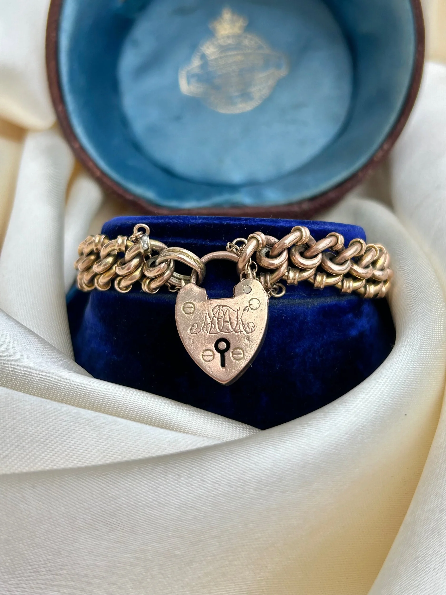 0BB72395-9F04-45E3-9CE1-4348FAC0FF5B