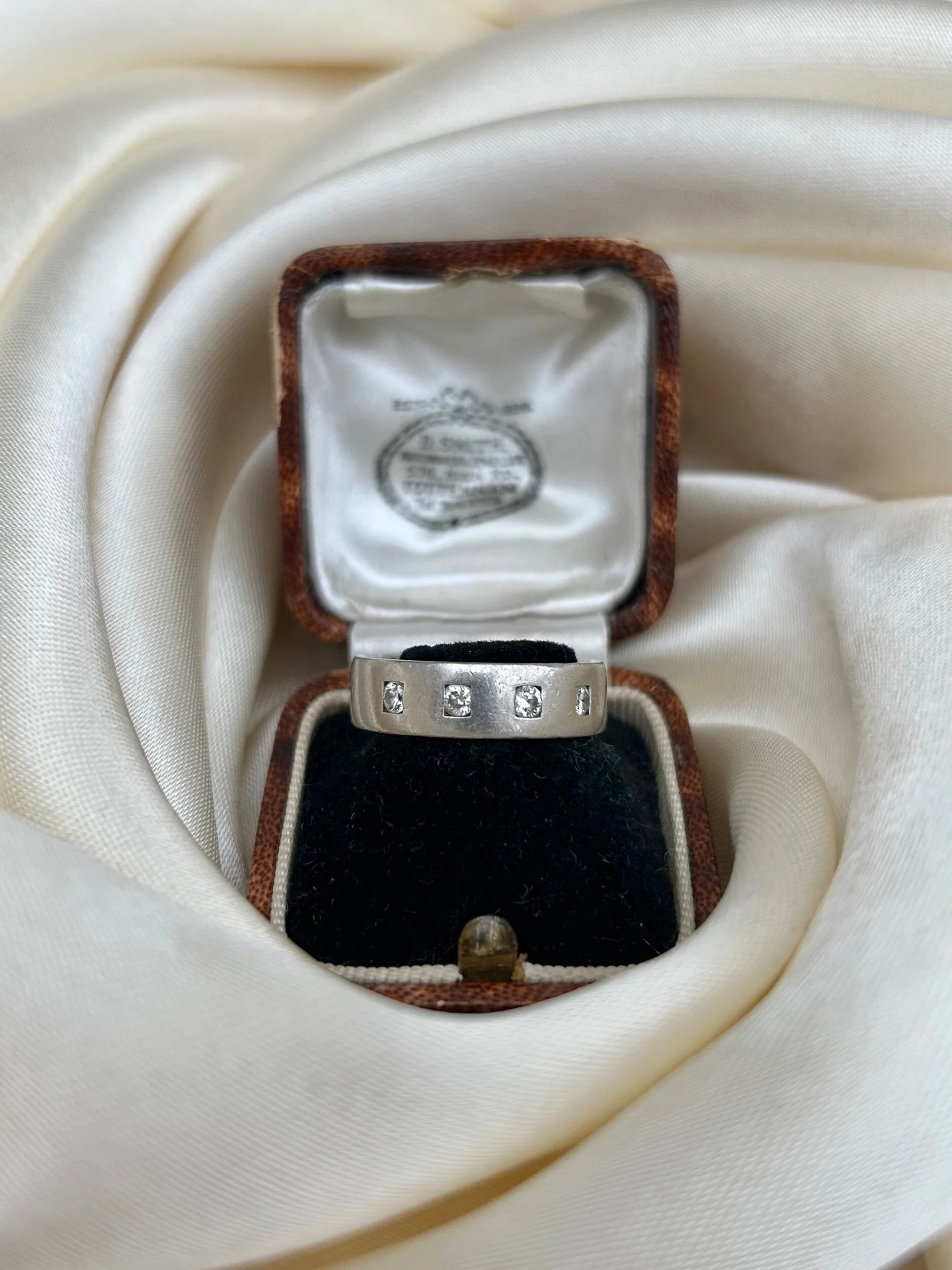 00B8B34D-BDF3-44E3-AE42-60C7977BE099