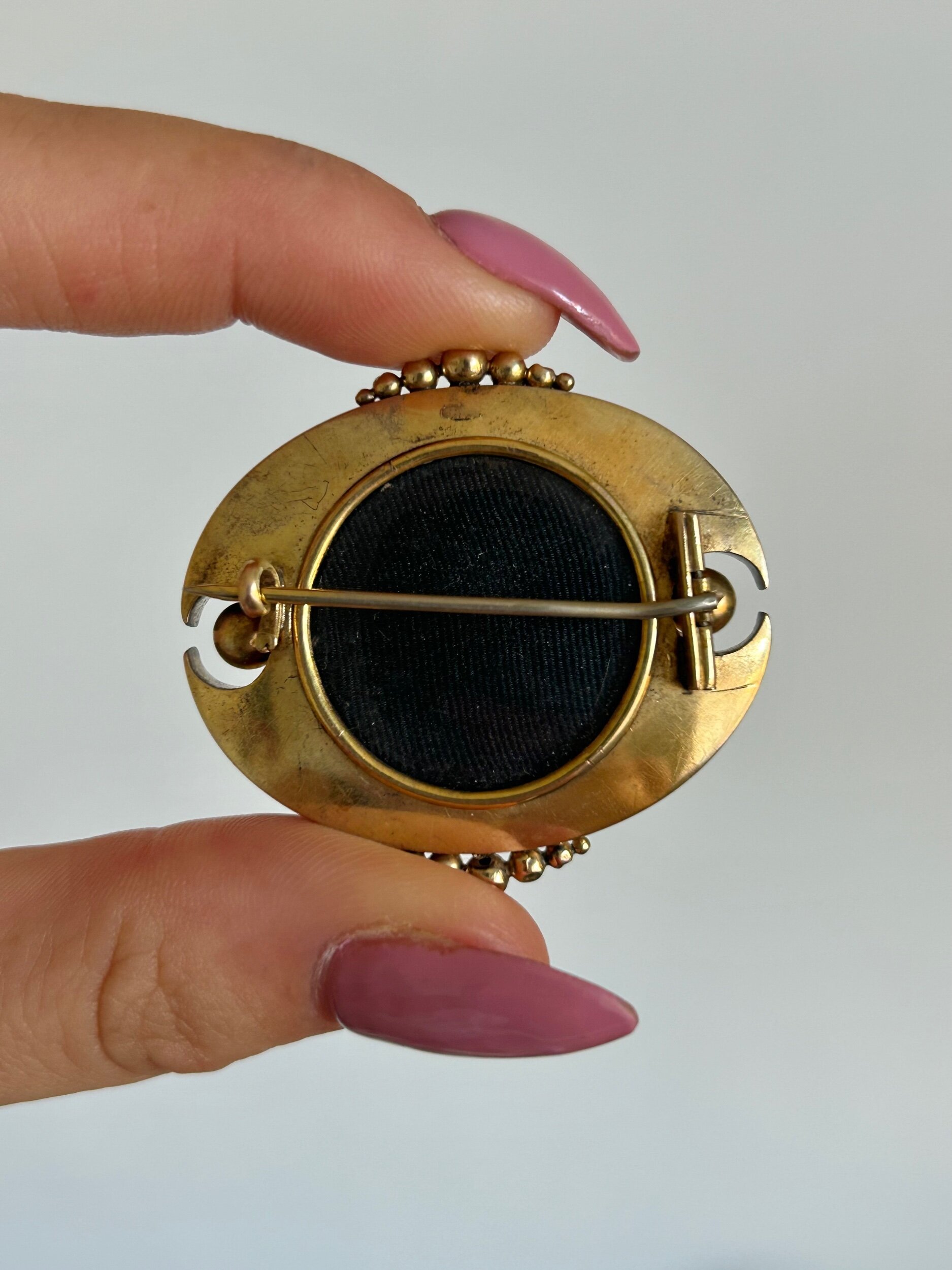 2FC9C4FA-1200-41A5-8362-C4075BE4D4BE